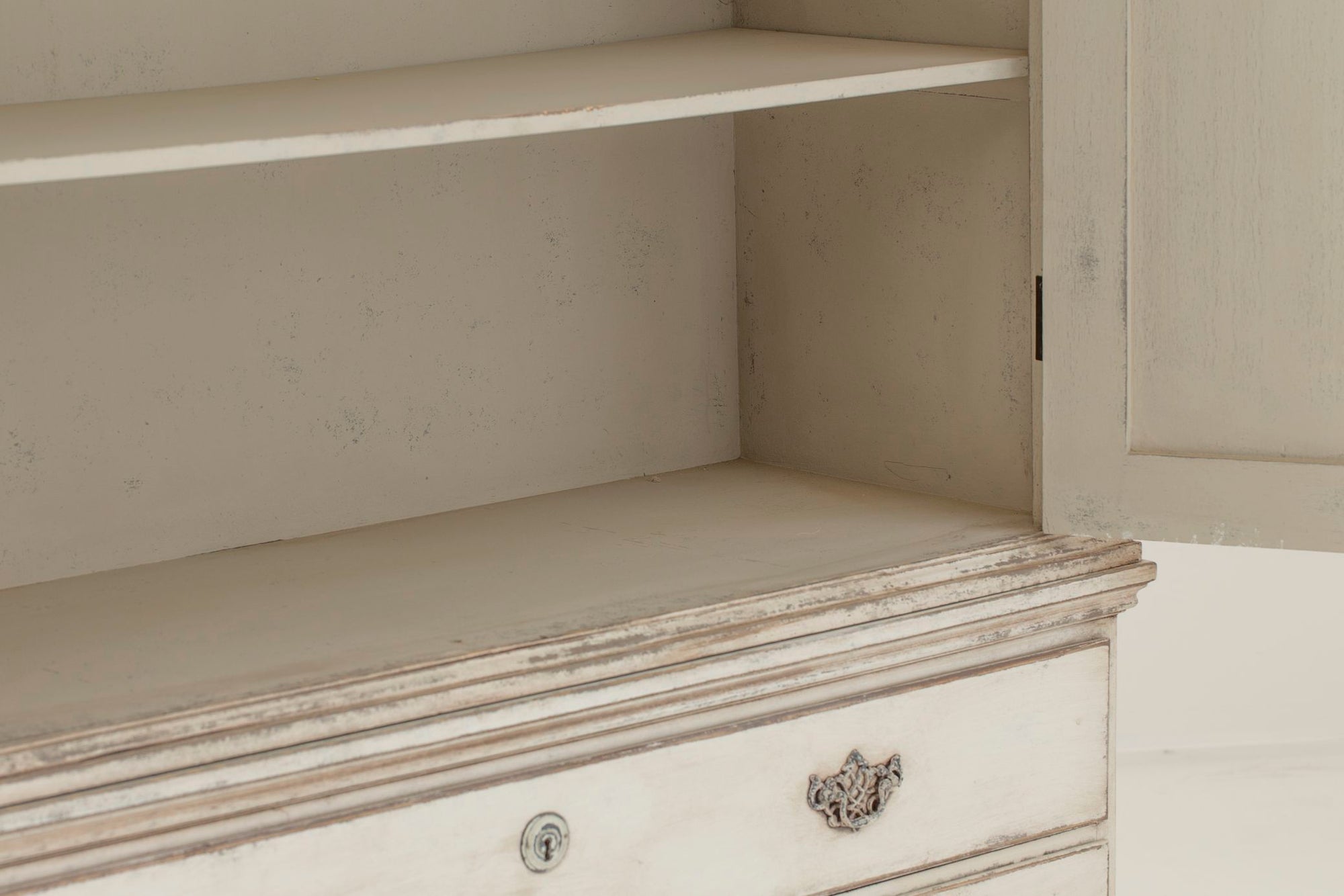 ARMOIRE DIVINA