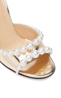 Sirène 85 mules in metallic leather & pearls - Light Gold