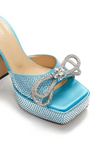 Double Bow 140 platform sandals in silk & rhinestone - Ocean Blue