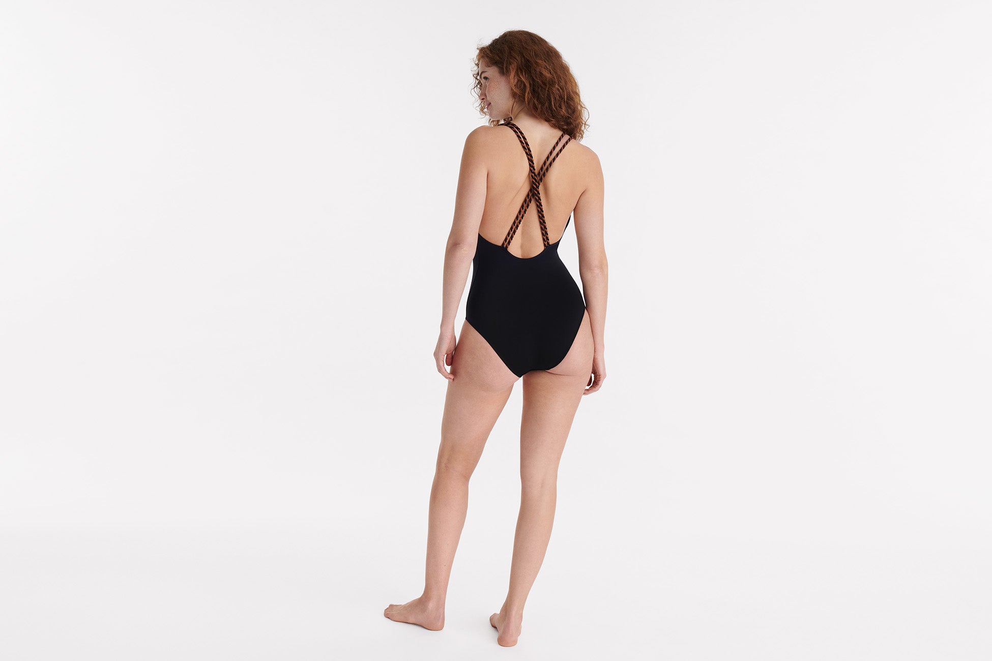 ULTRA/CARAMELO PIROUETTE UNE-PIÈCE SOPHISTIQUÉ