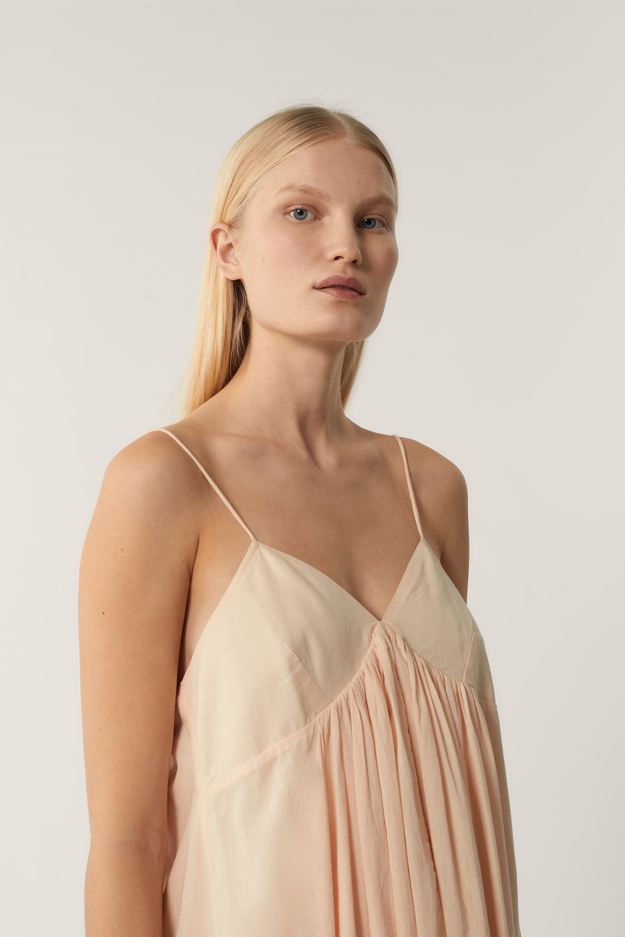 109 / DJV 50€ 133-5 / ST4%   ROBE CHAINE & TRAME MALIBU