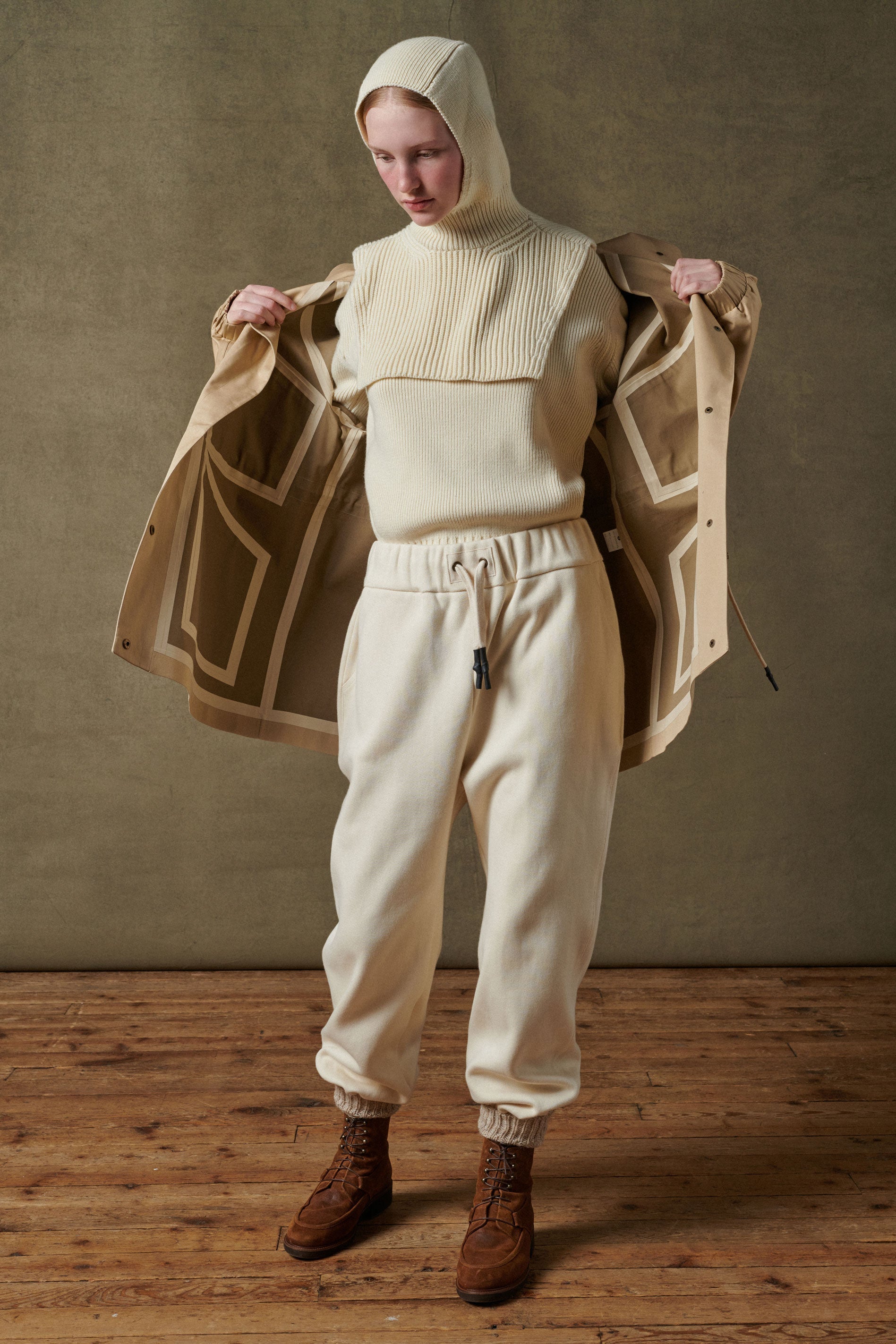 24 / DJV 55€ 7-7 / ST100%   JOGGING SOUTH