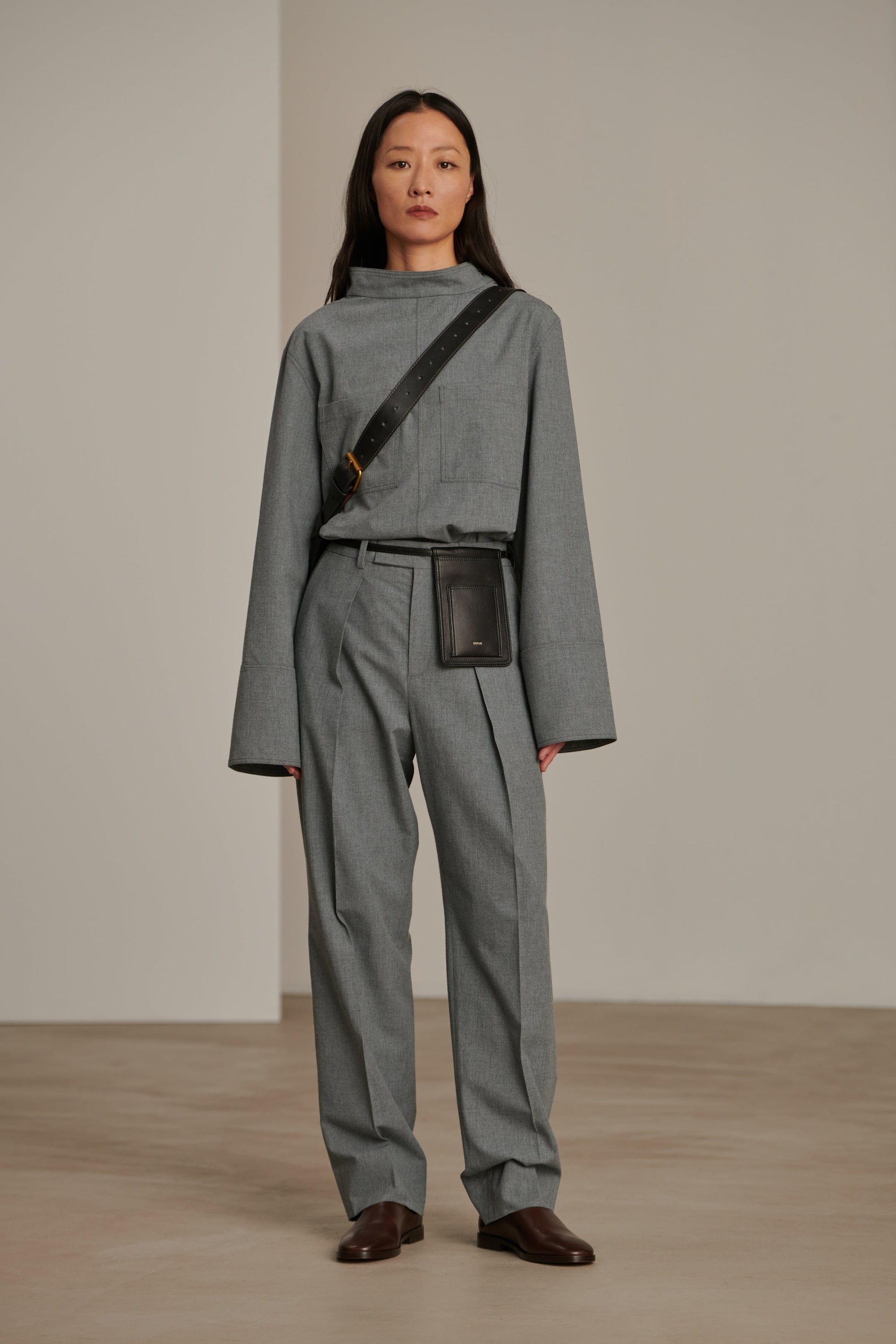 37 / NEW   PANTALON CHRISTOPHER