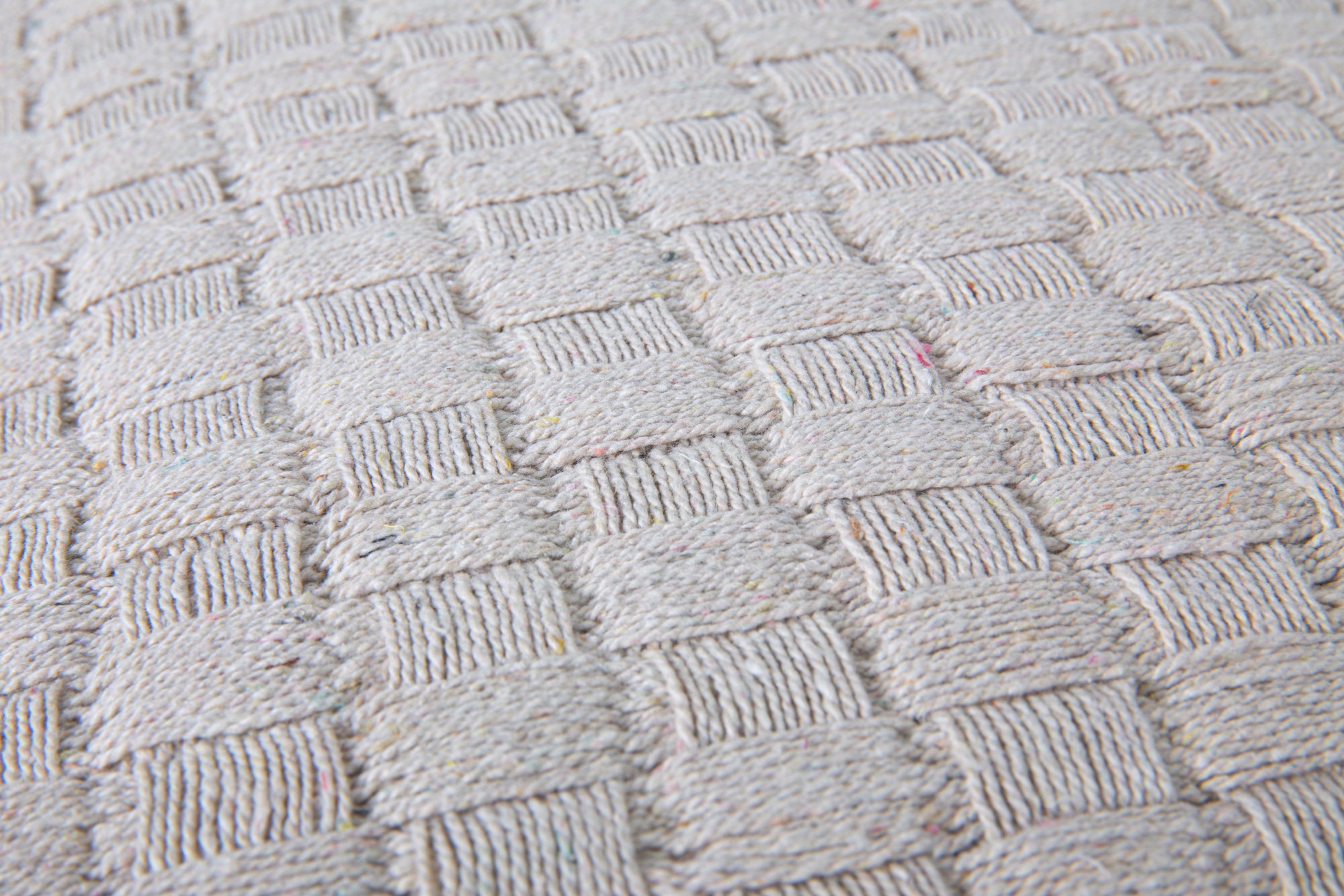 POUF KAMPUR