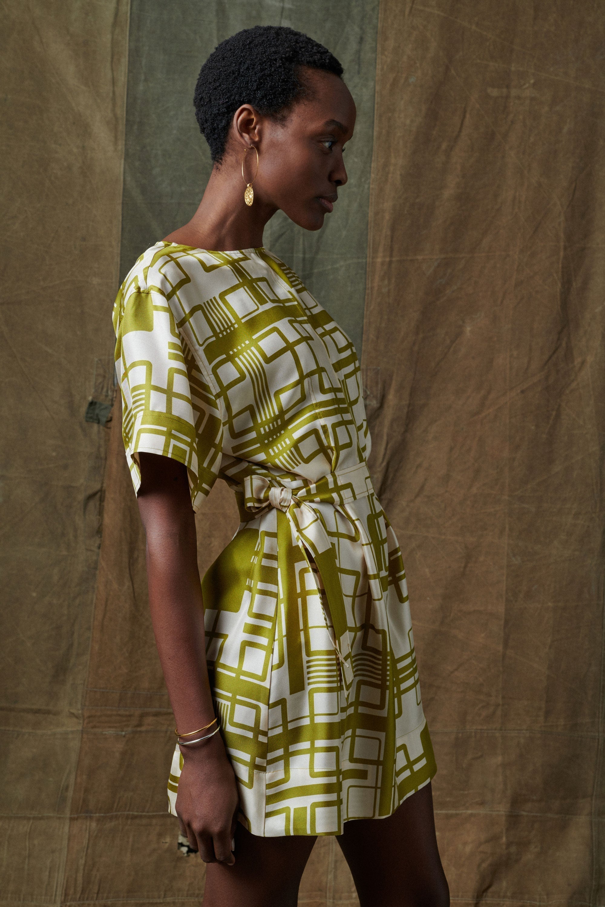 12 / DJV 85€ 24-4 / ST17%   ROBE CHAINE & TRAME SUN