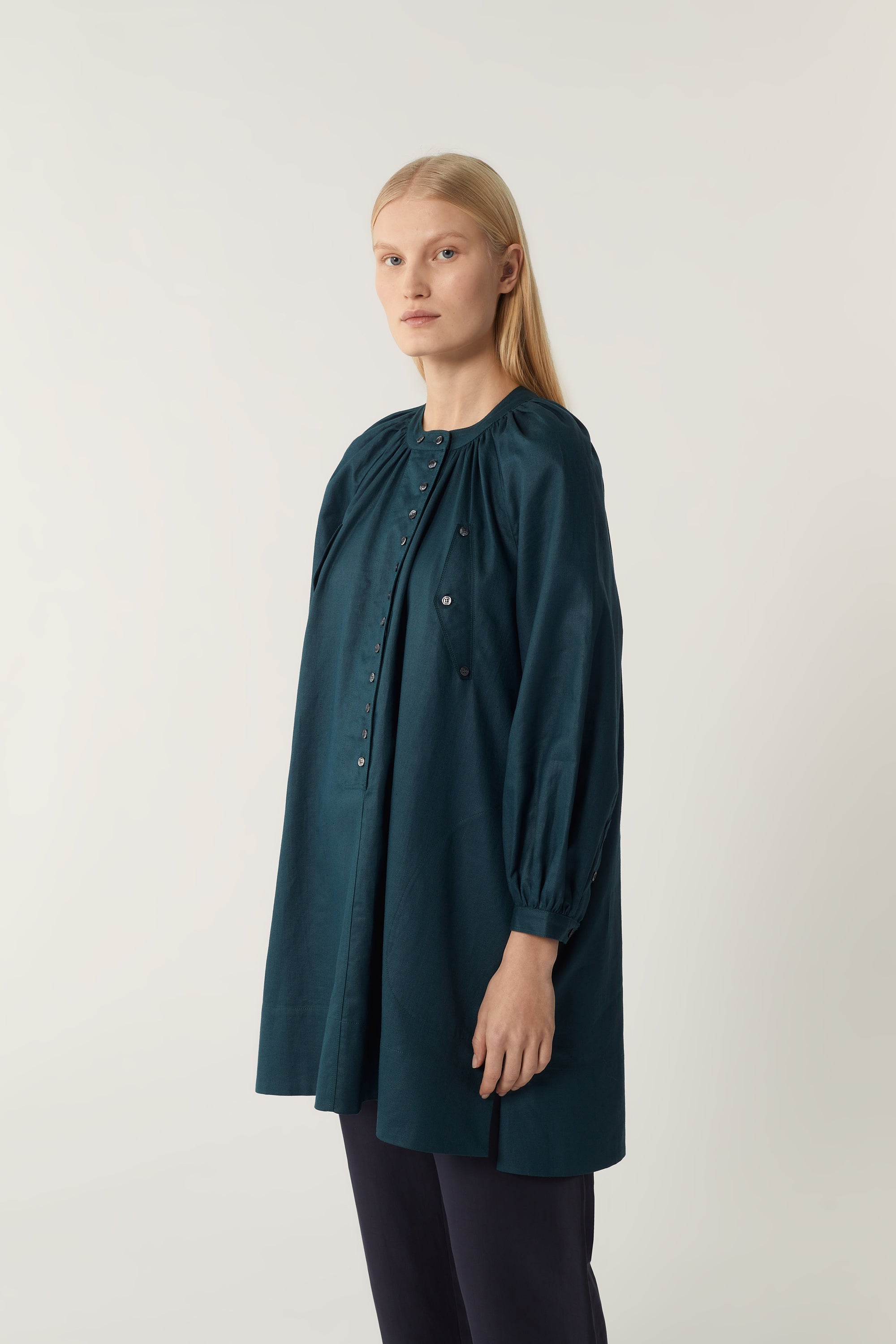 20 / DJV 70€ 43-5 / ST12%   ROBE CHAINE & TRAME PHILIPPINE