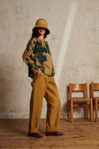 27 / DJV 55€ 153-21 / ST14%   BLOUSE UKI