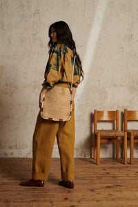 27 / DJV 55€ 153-21 / ST14%   BLOUSE UKI