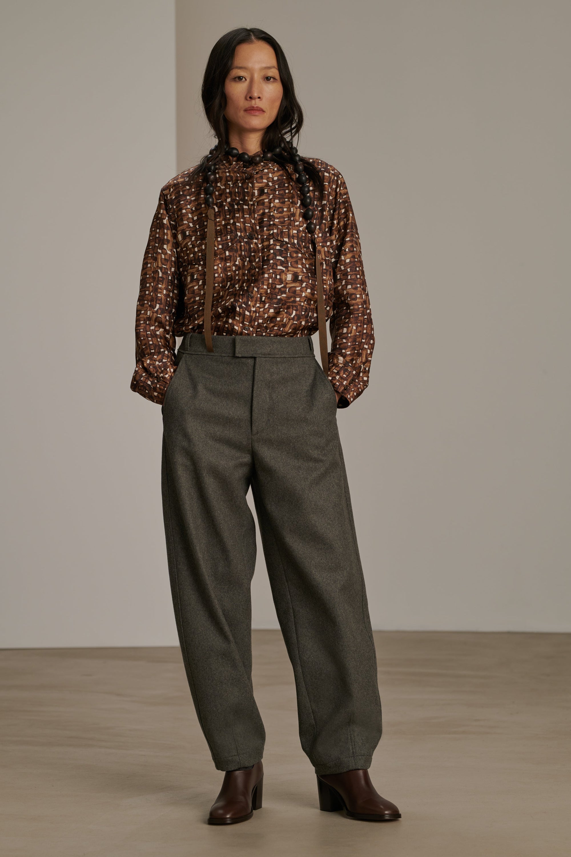 35 / NEW   BLOUSE BLOSSOM