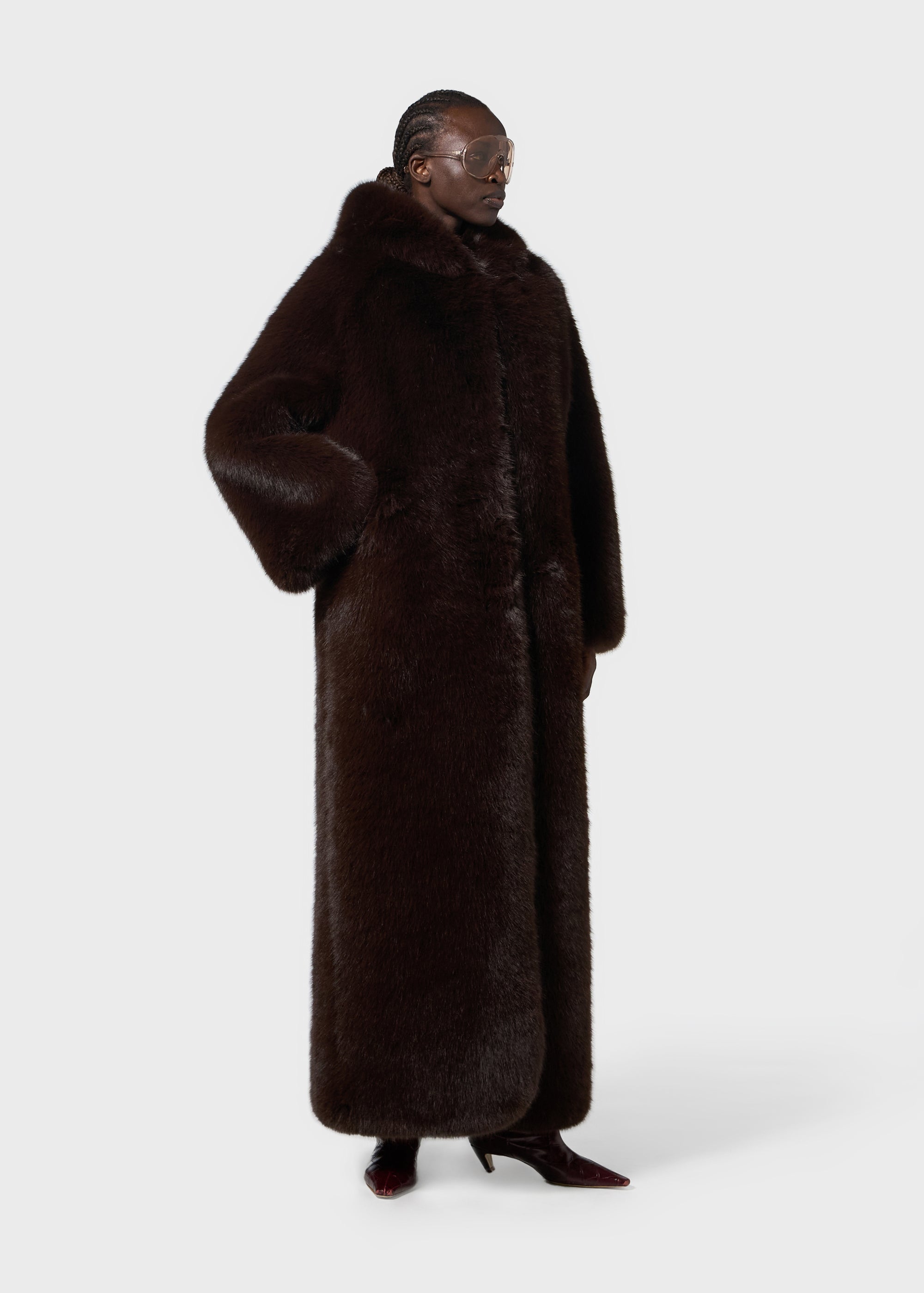 BROWN // CAPPOTTO/COAT