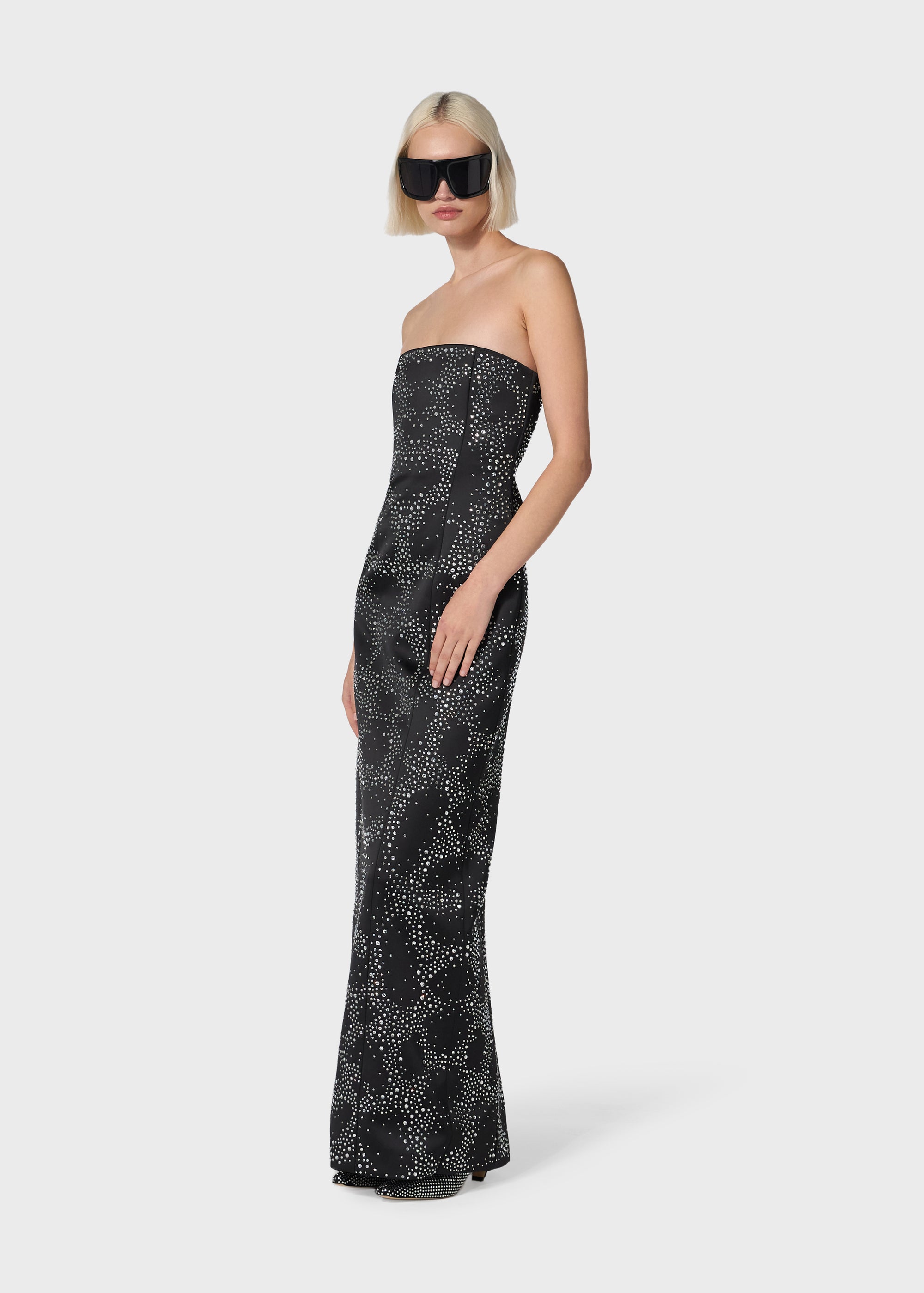 BLACK // ABITO/DRESS