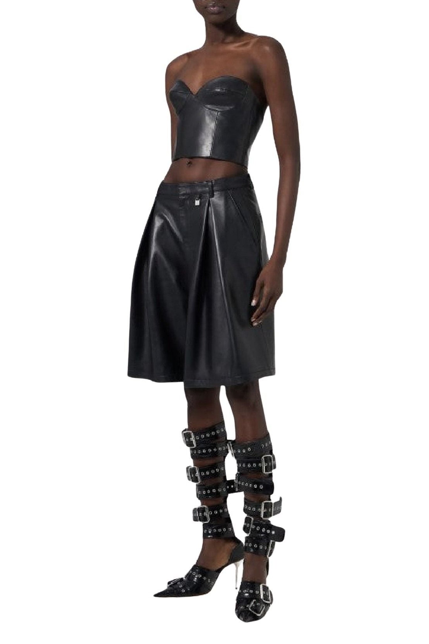 BLACK // BERMUDA PELLE/BERMUDA