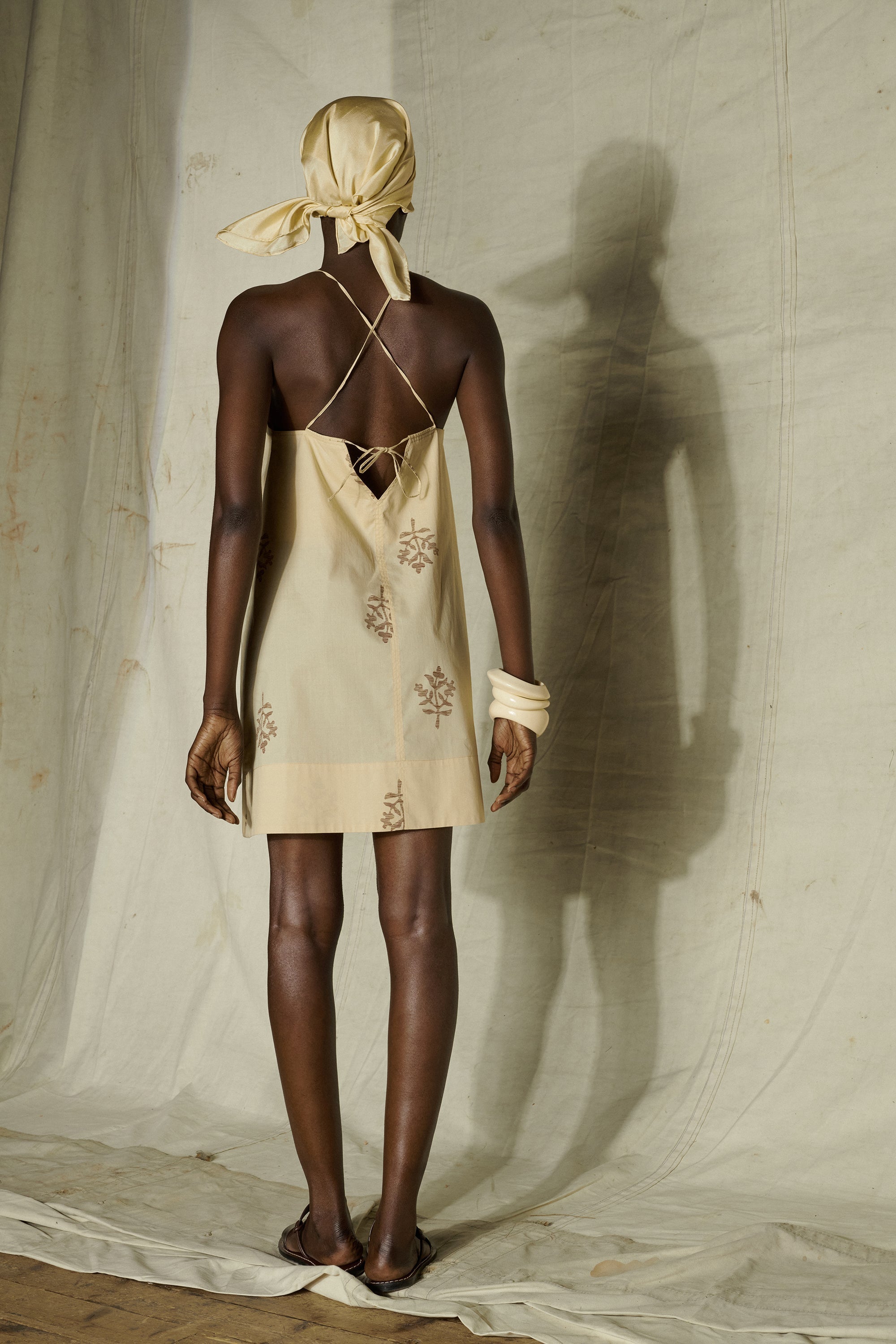 38 / DJV 65€ 130-16 / ST12%   ROBE CHAINE & TRAME TROPEZ