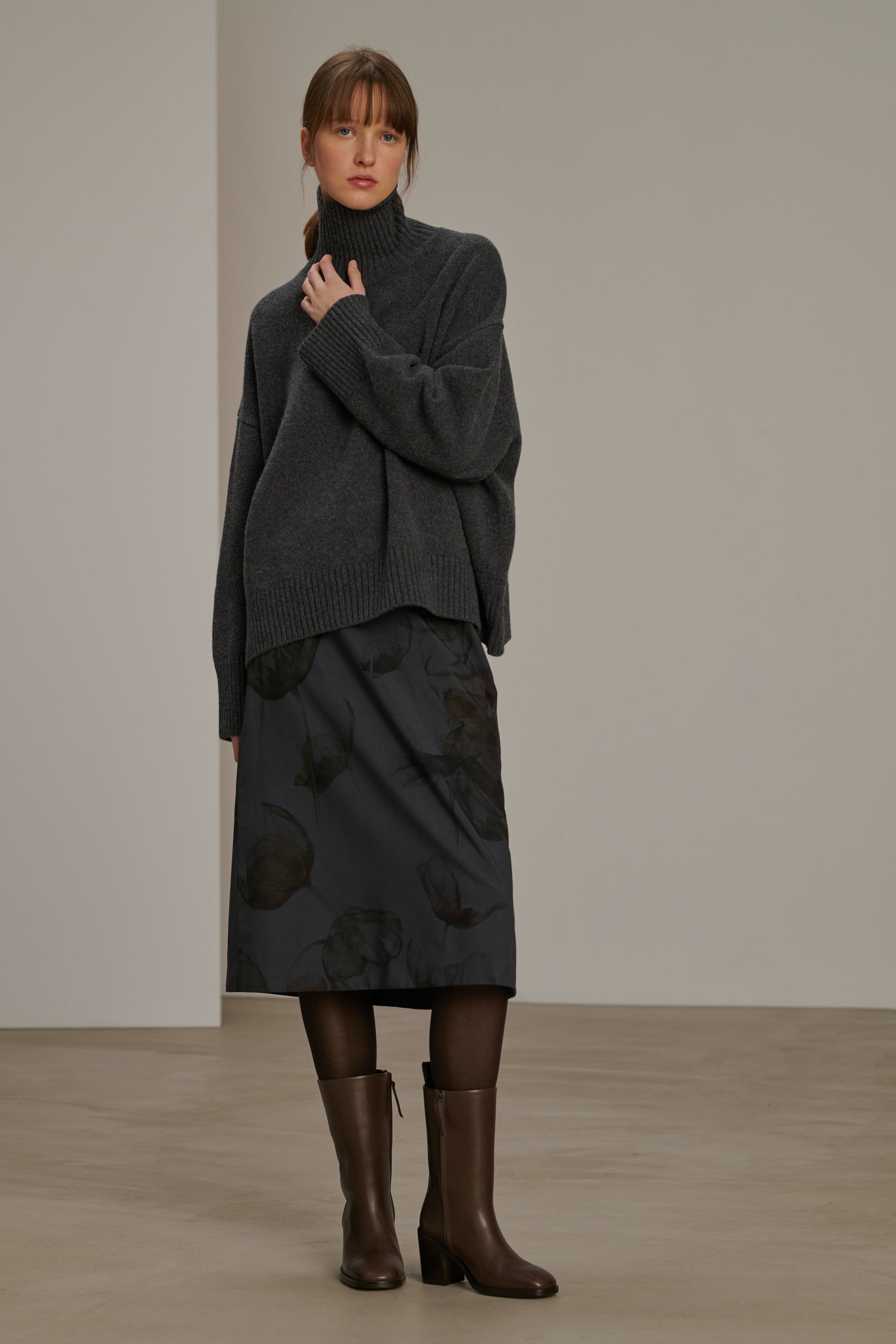 23 / NEW   JUPE VALET