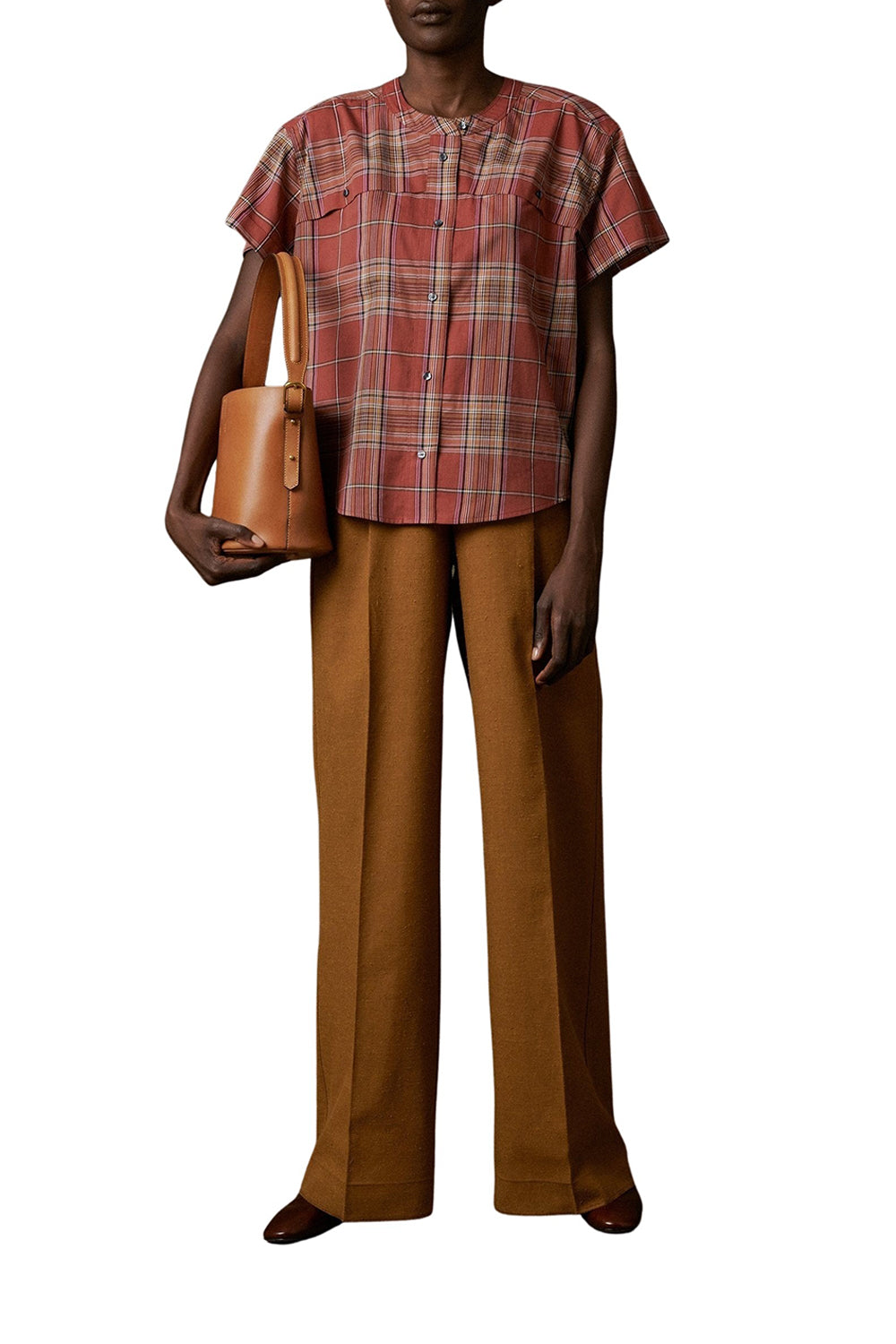 117 / DJV 60€ 241-1 / ST0%   BLOUSE PARFAITE