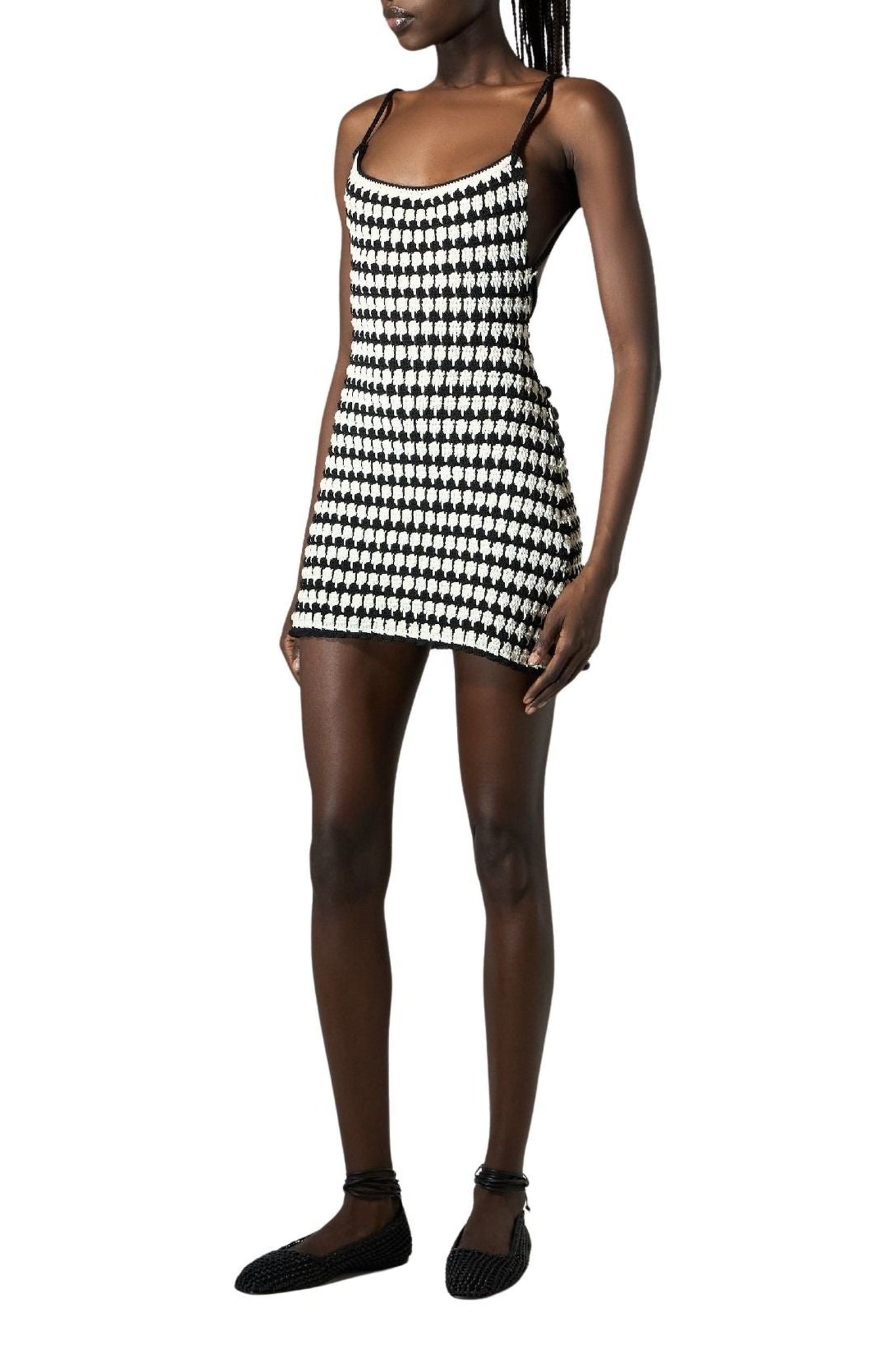 BLACK & WHITE // ABITO/DRESS