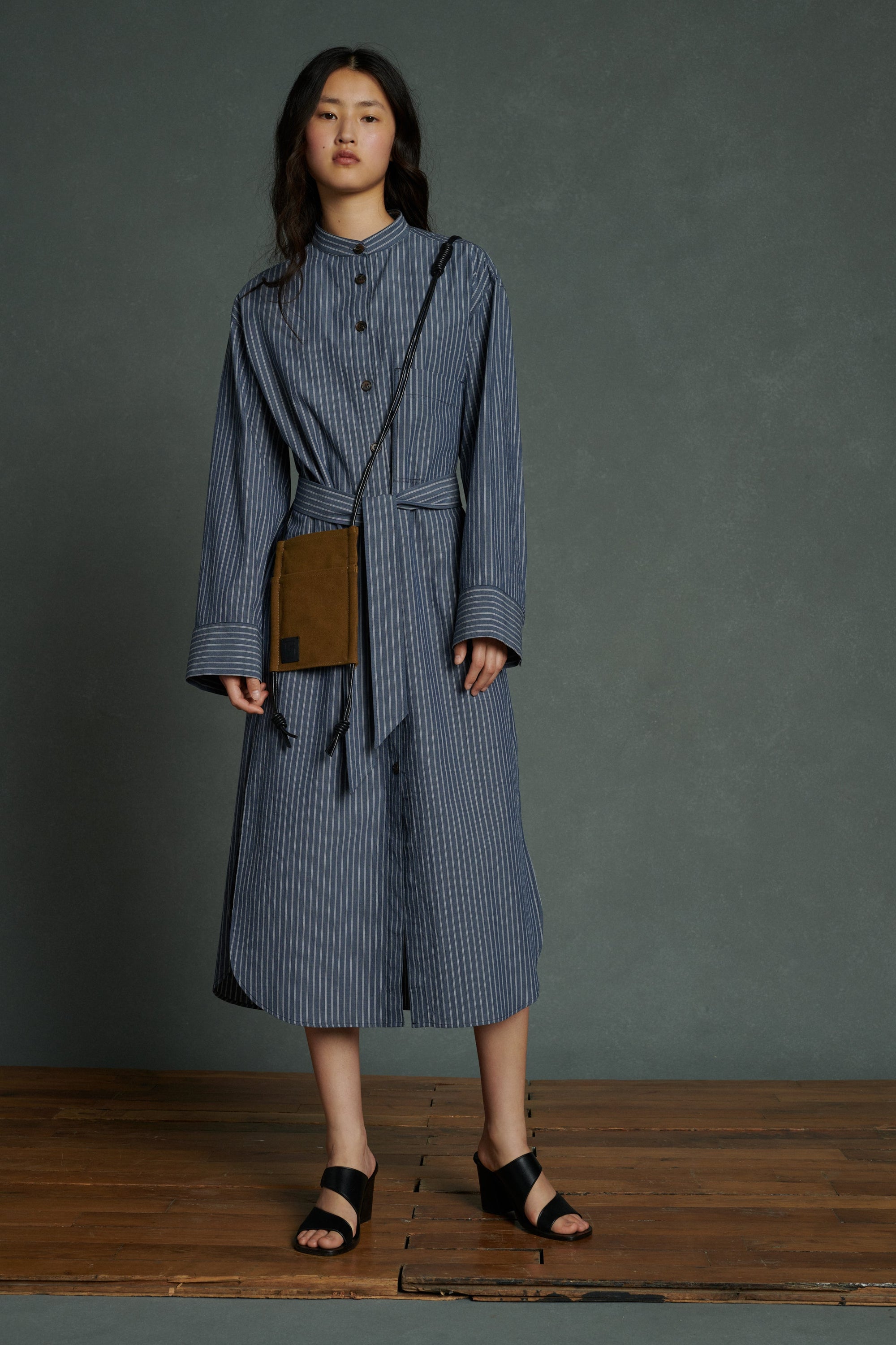 5 / NEW   SAC AUGUST