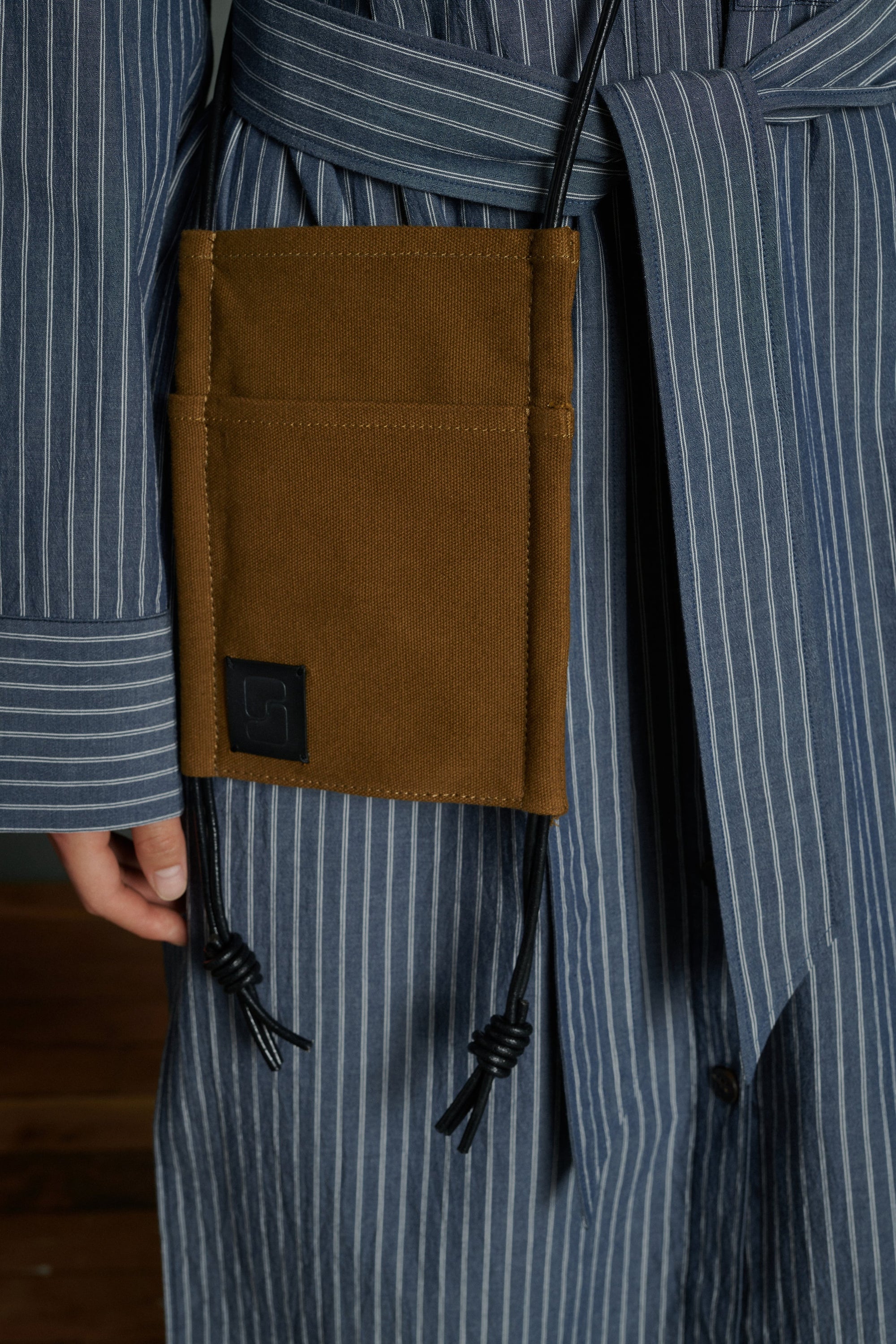 5 / NEW   SAC AUGUST