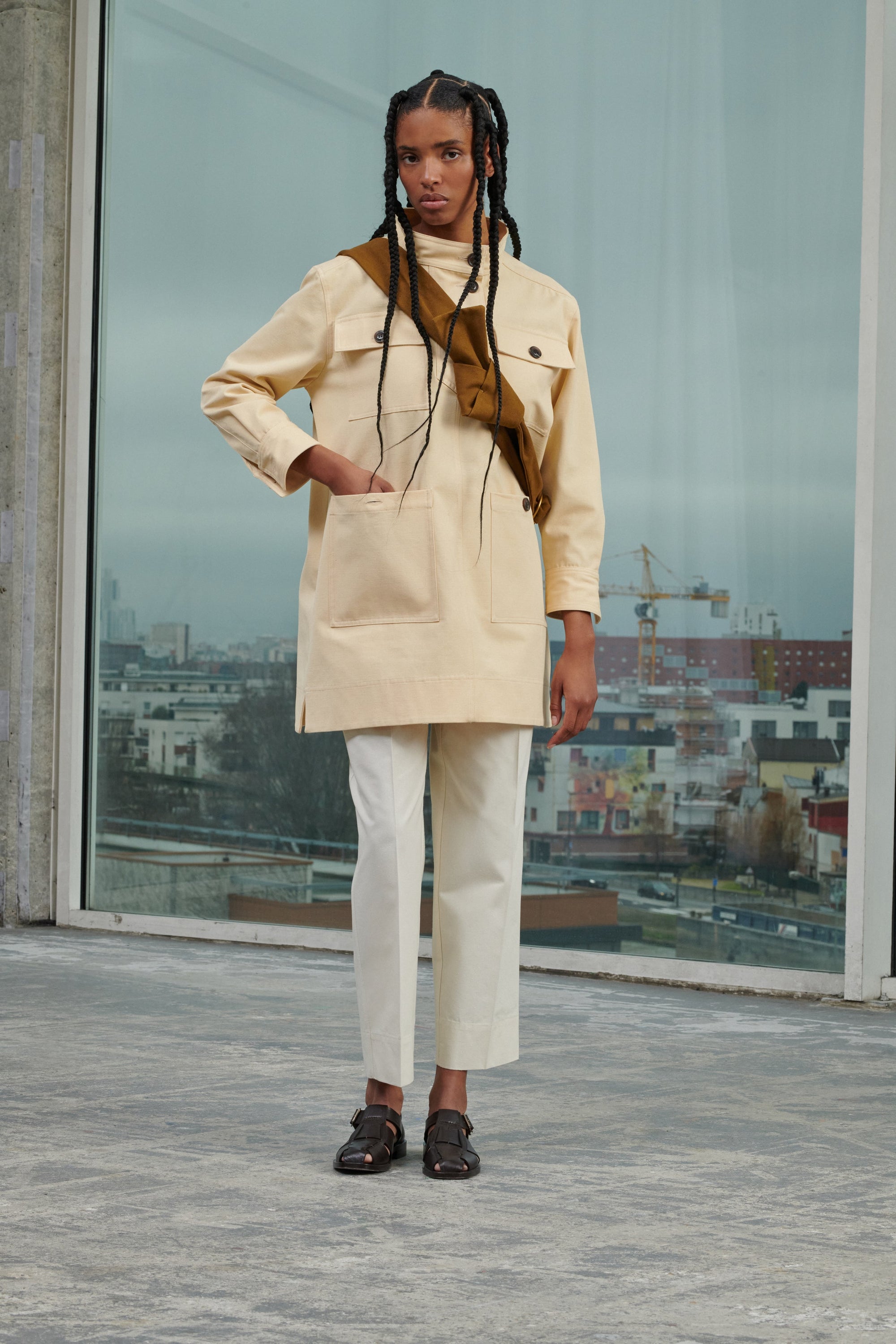 38 / DJV 65€ 173-12 / ST7%   PANTALON SARAJEVO