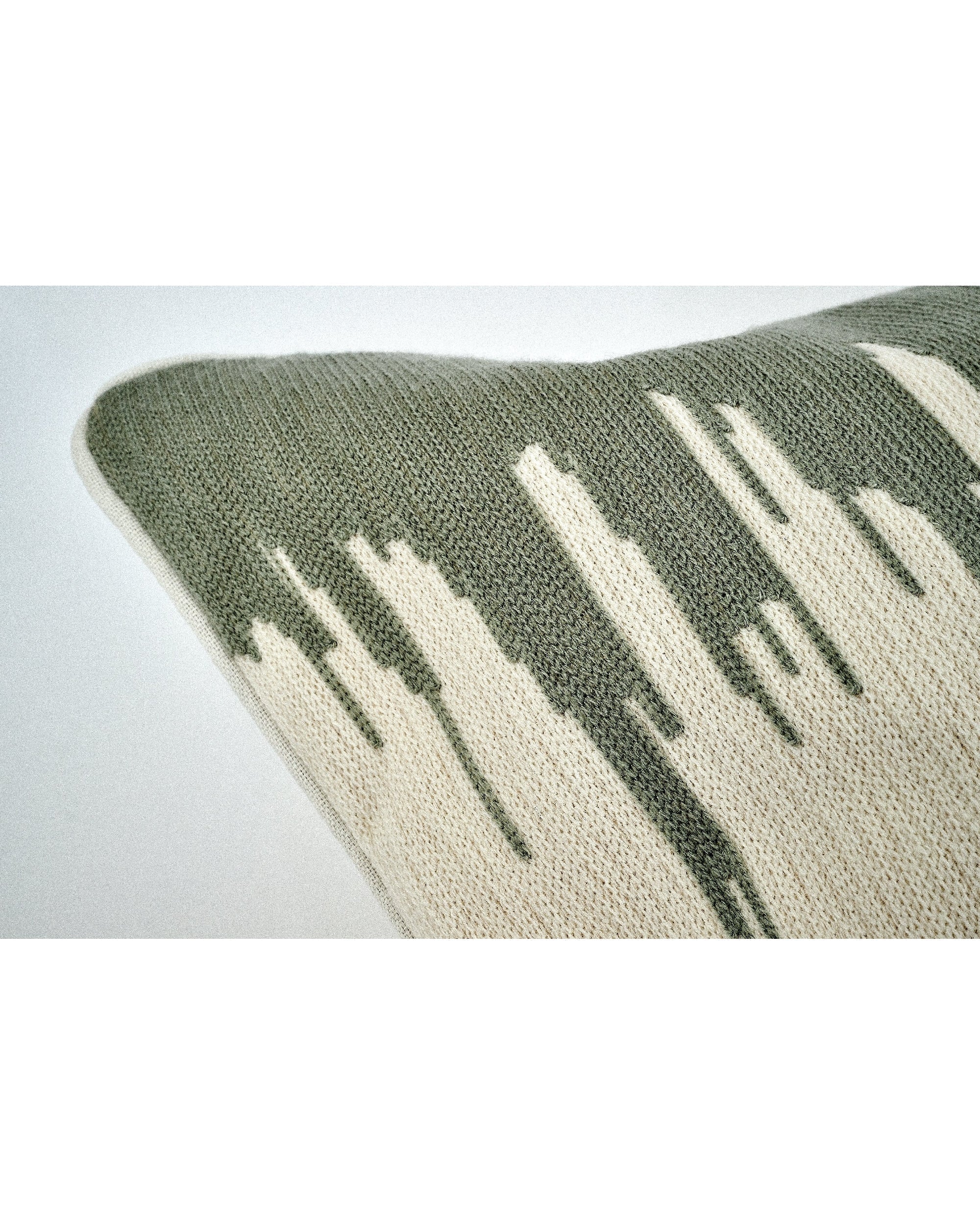 COUSSIN DONITA I