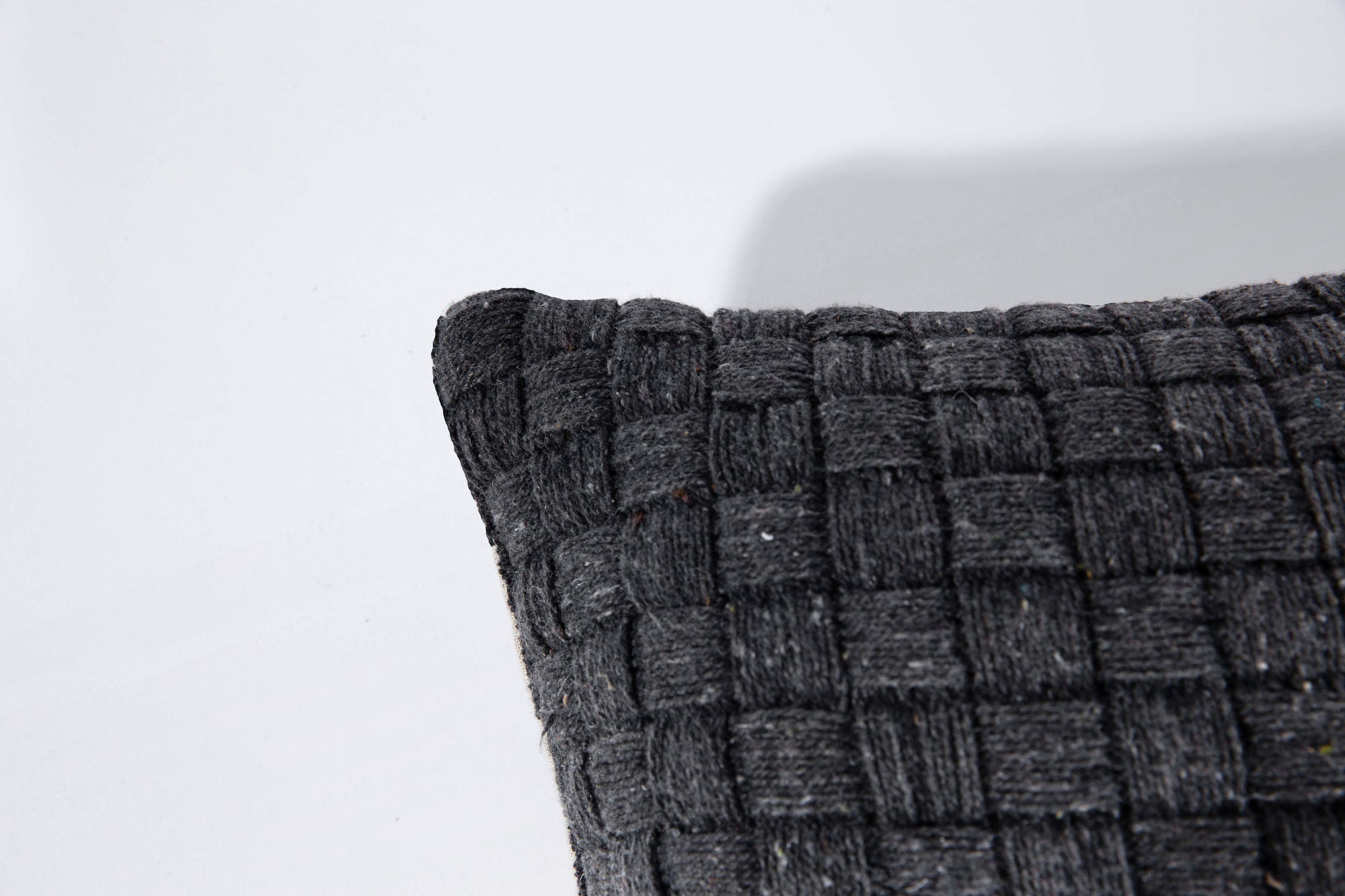 COUSSIN KAMPUR NOIR