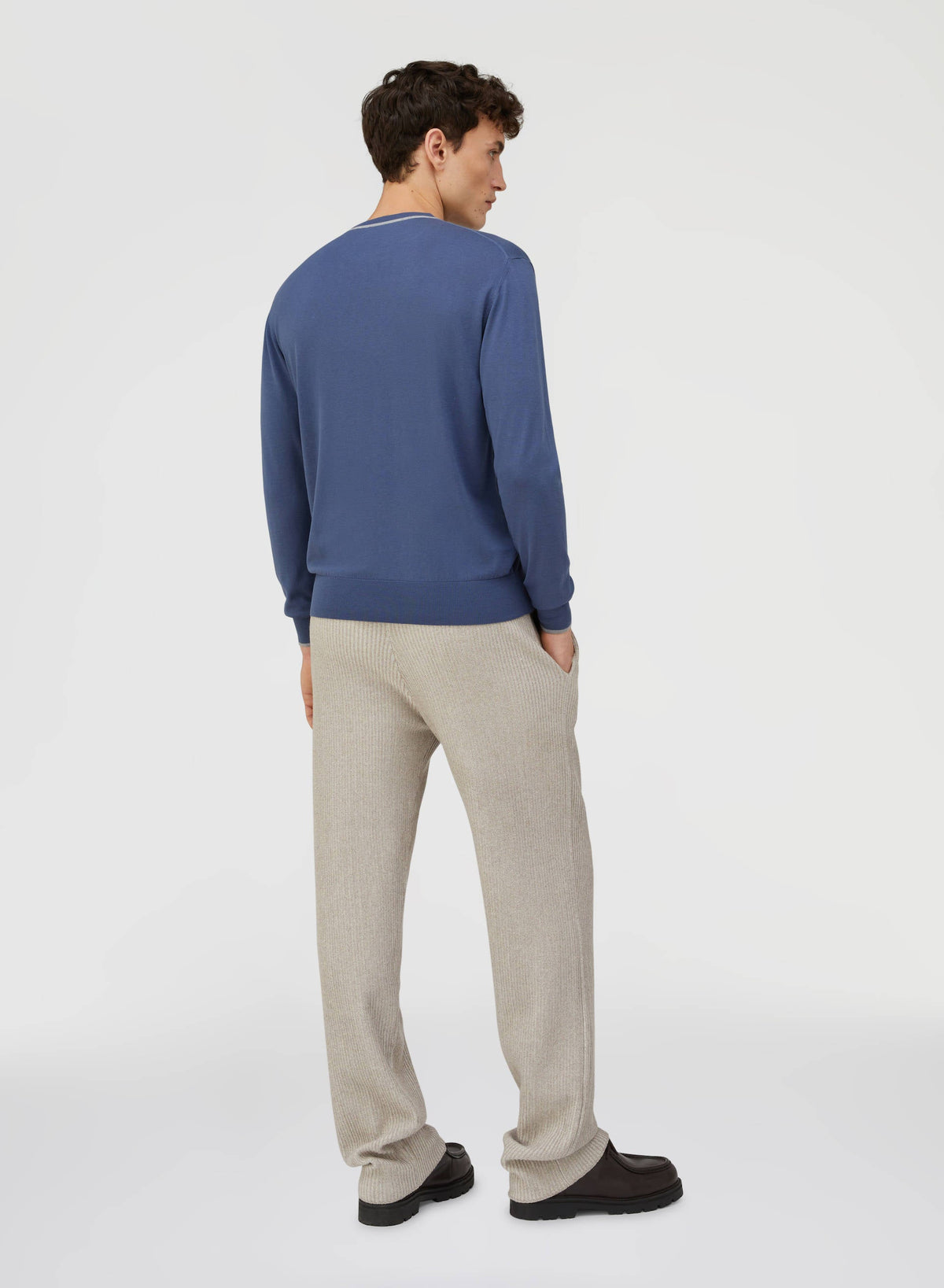 AVIO AND GREY ULTIMATE CREWNECK