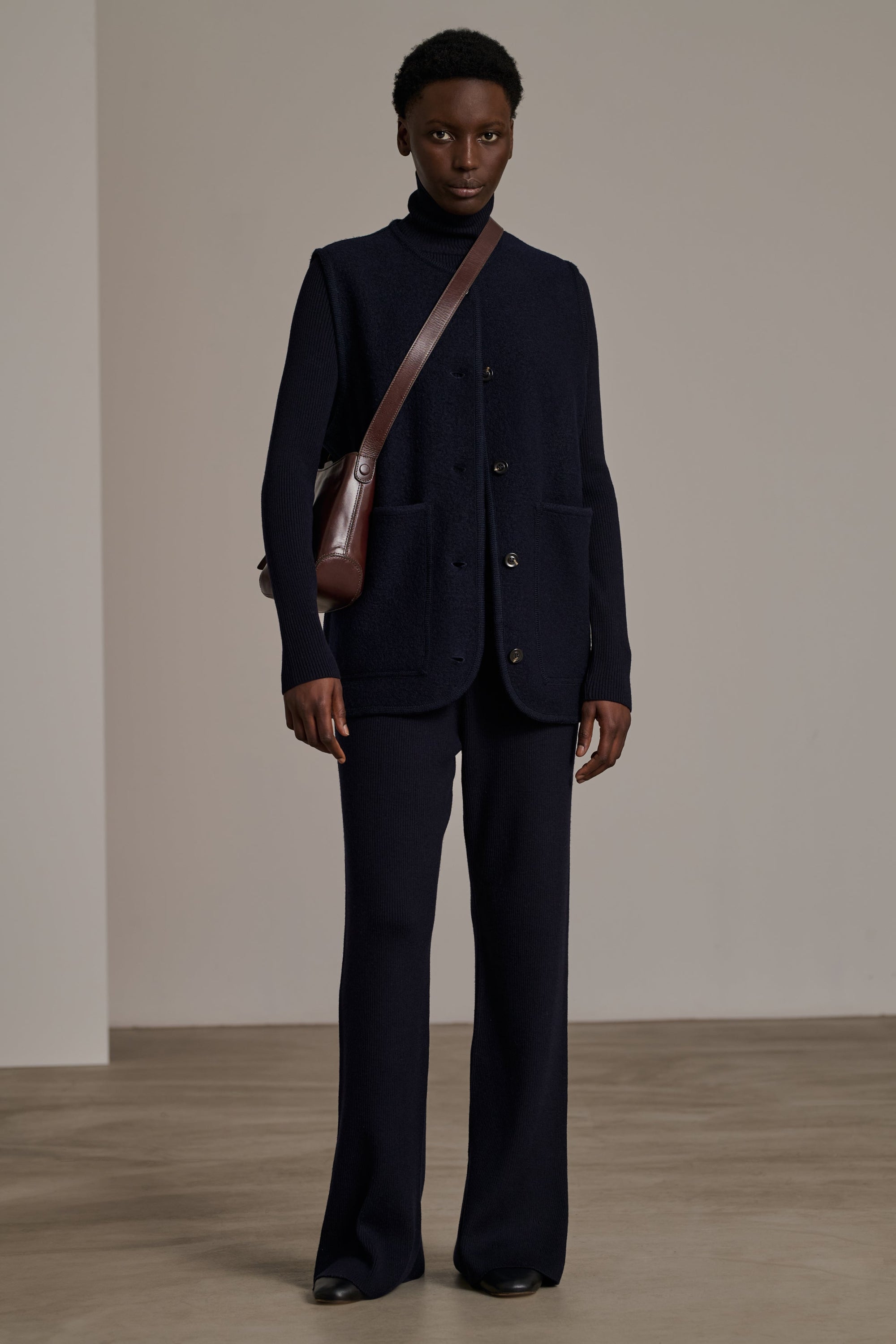 51 / NEW   PANTALON VICTORIA