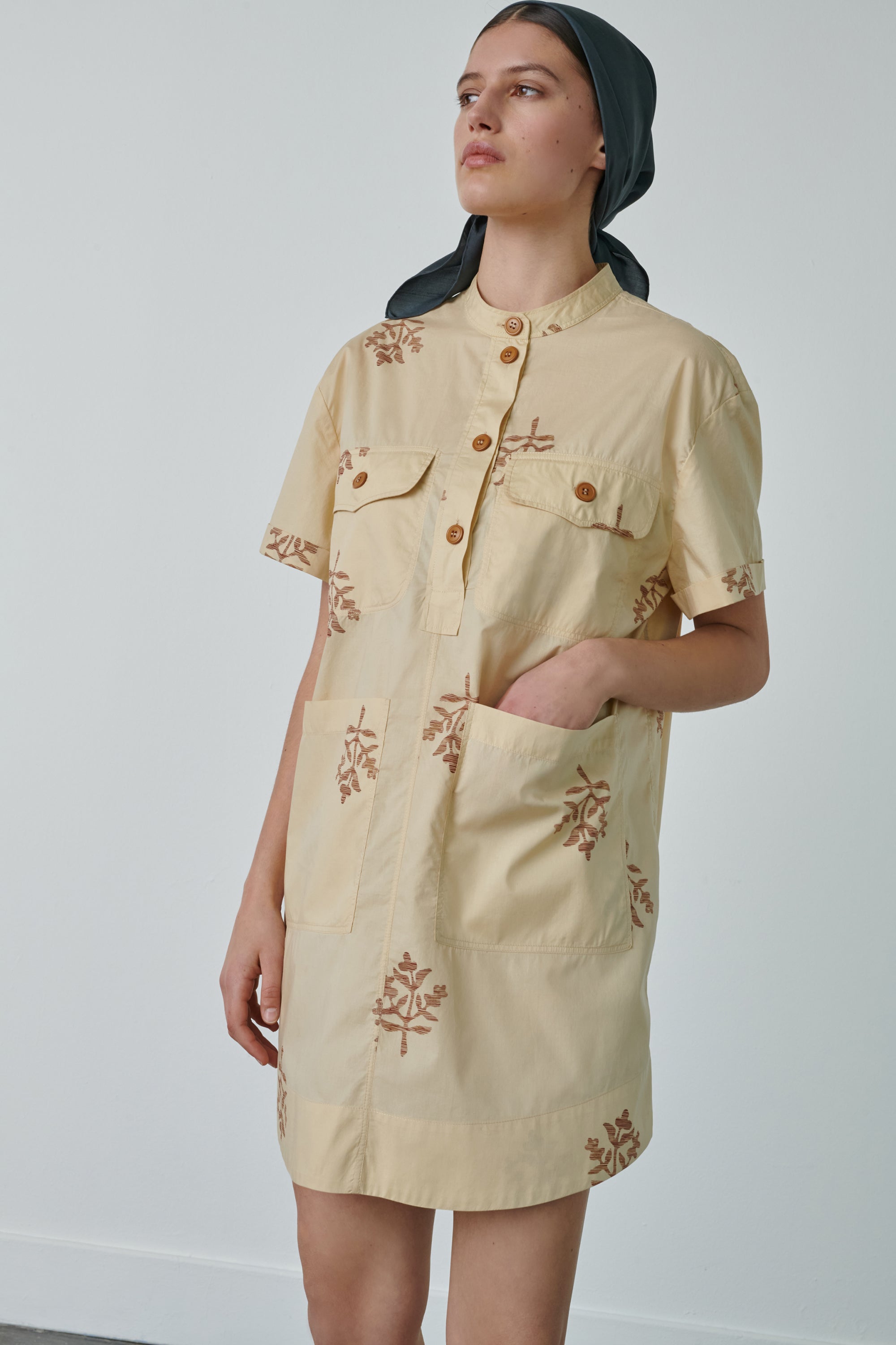 18 / DJV 95€ 52-2 / ST4%   ROBE CHAINE & TRAME UNIQUE