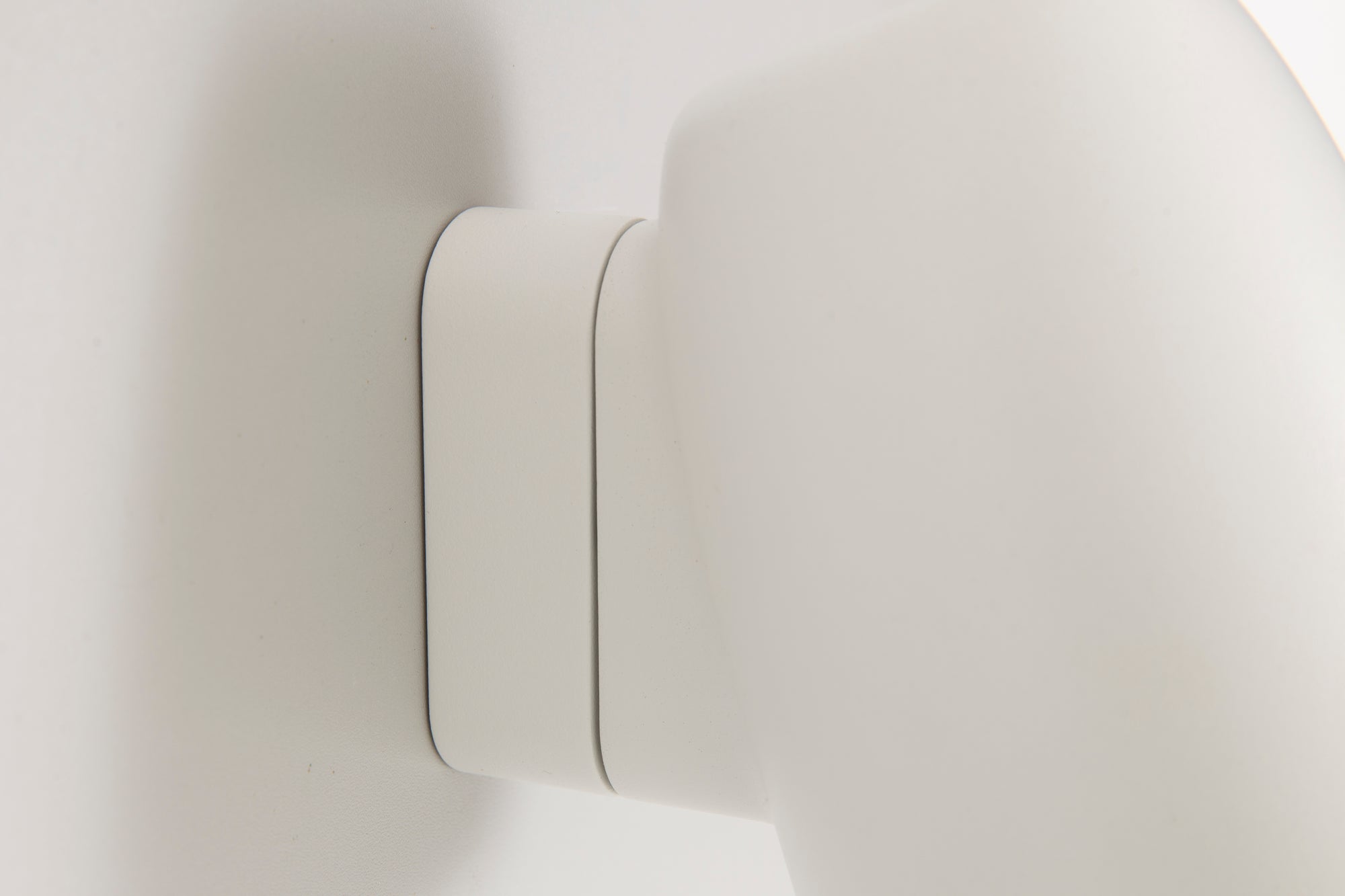 APPLIQUE NUT A/01 WHITE OUTDOOR