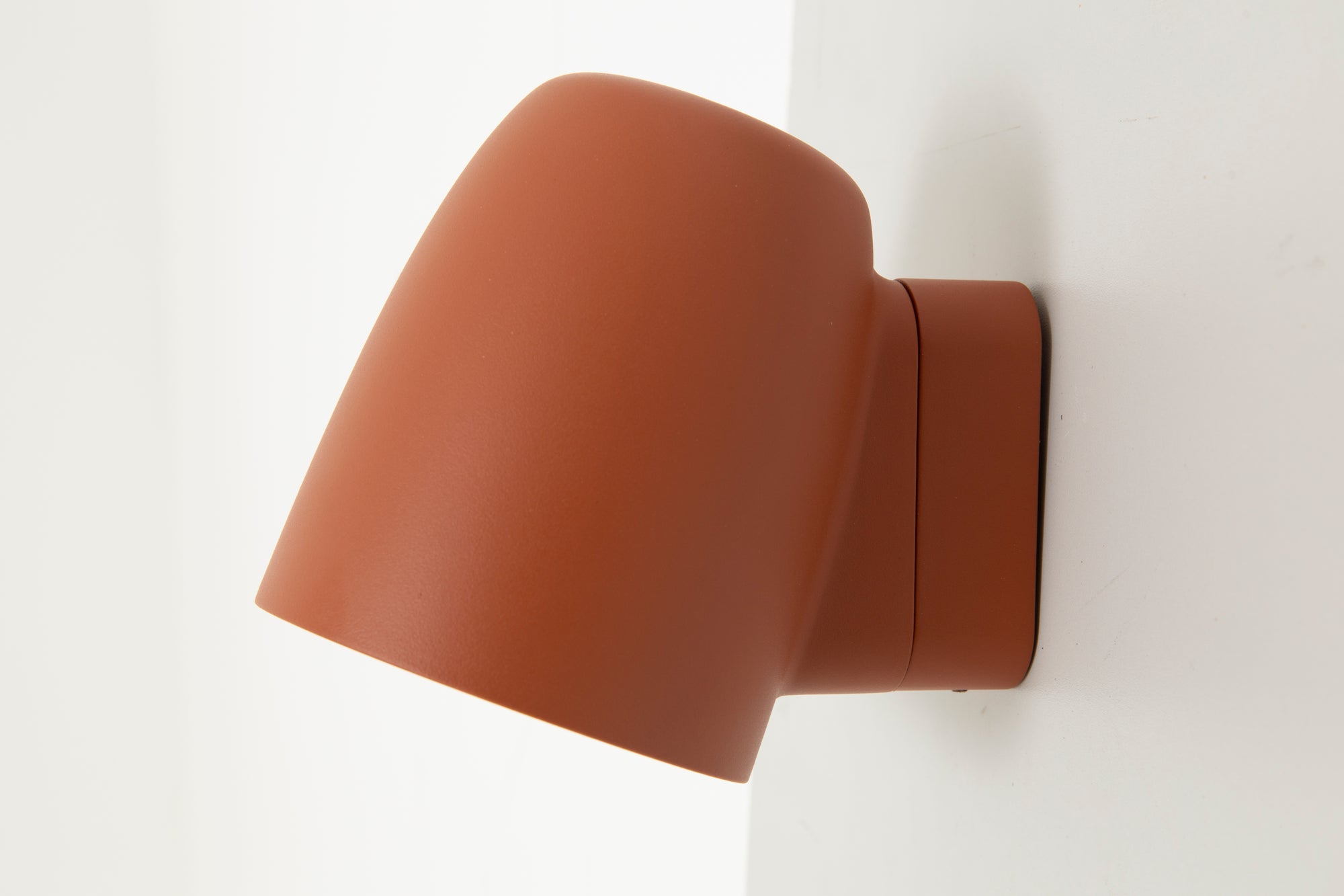 APPLIQUE NUT A/01 TERRACOTTA OUTDOOR