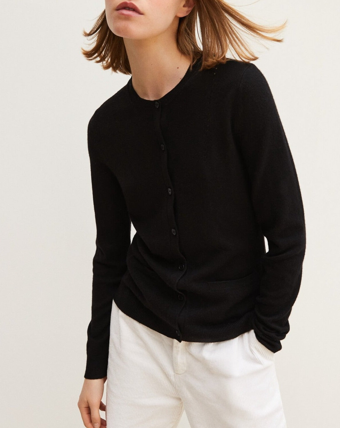 Slim-fit cardigan with cashmere pockets - Navy