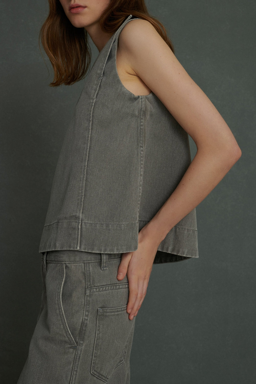 Aurore sleeveless blouse - Grey