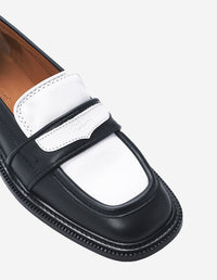 Moccasins with leather embroidery - Black & White