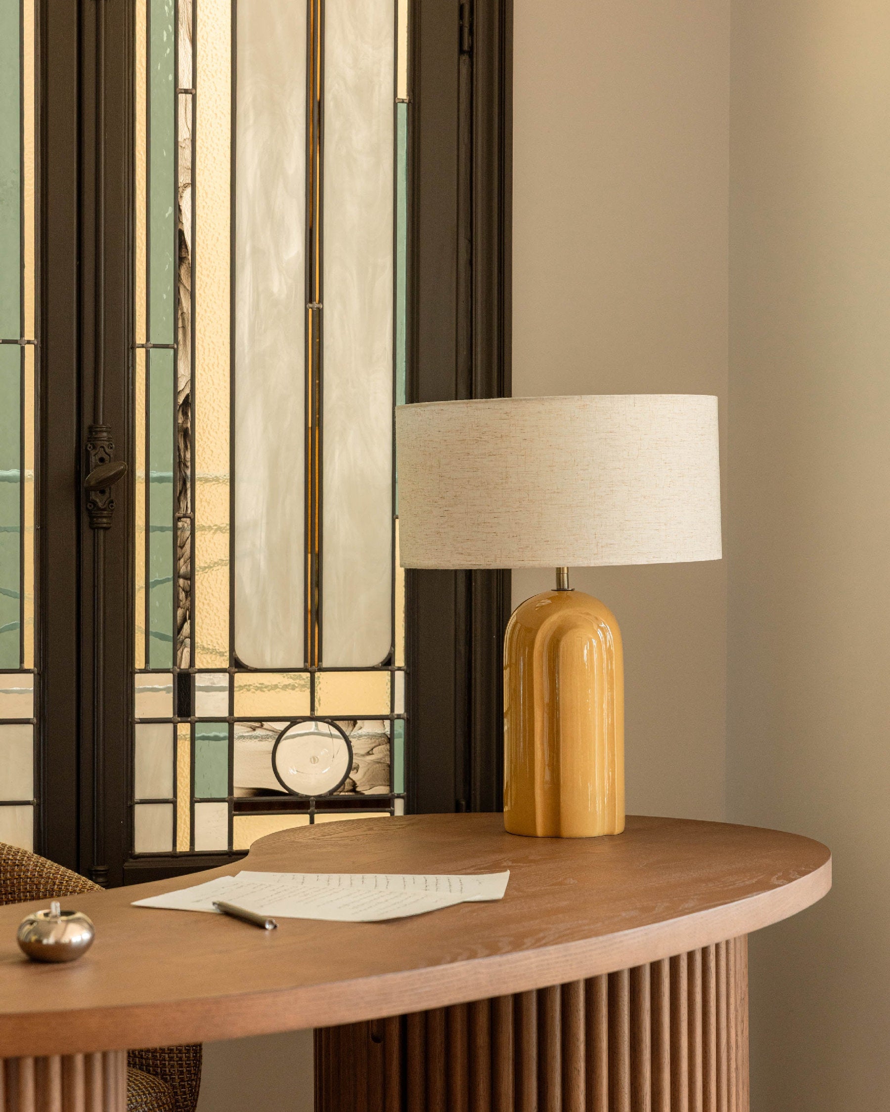 Lampe de table Leyanis en céramique - Jaune moutarde