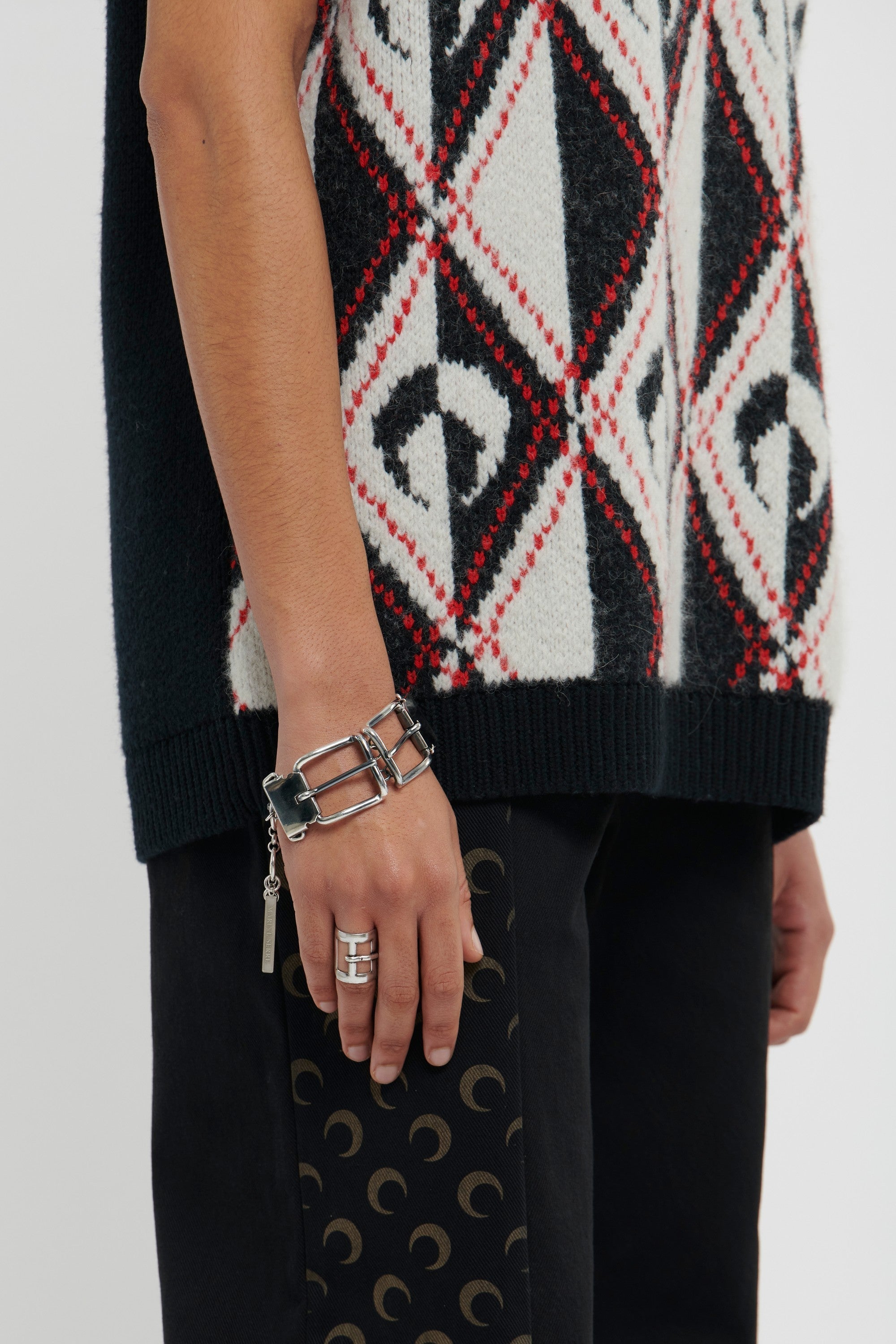 PRIX MARQUE : 150€_Black Pull - Black
