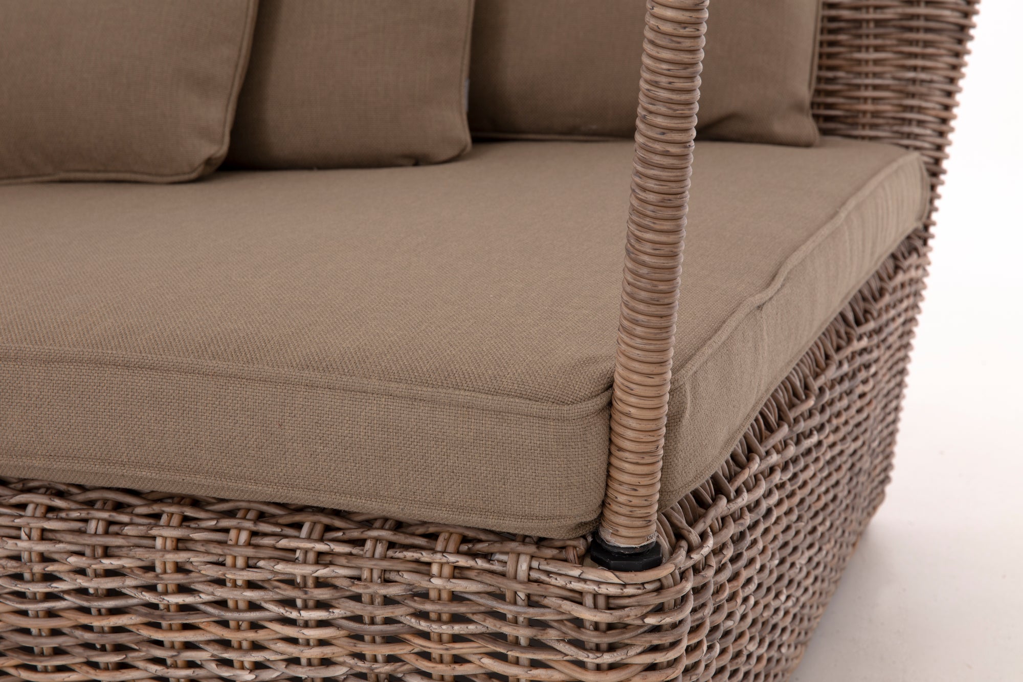 LIT SOFA HILLS AVEC CIEL ET COUSSINS