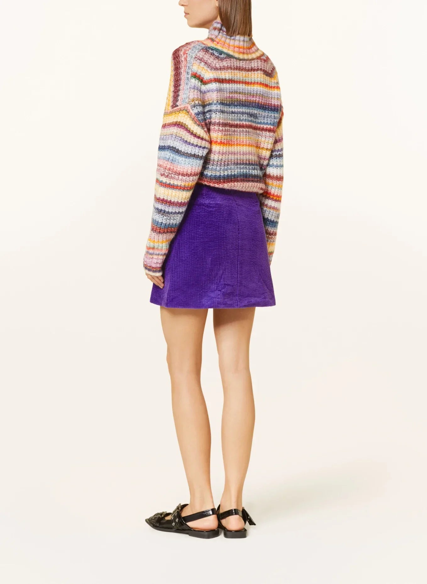 Short corduroy skirt - Simply Purple