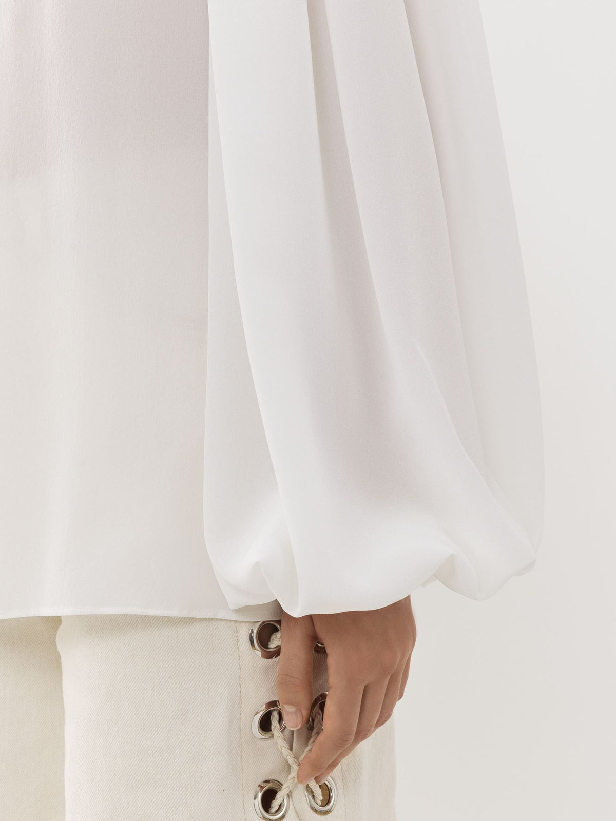 White TOP - White