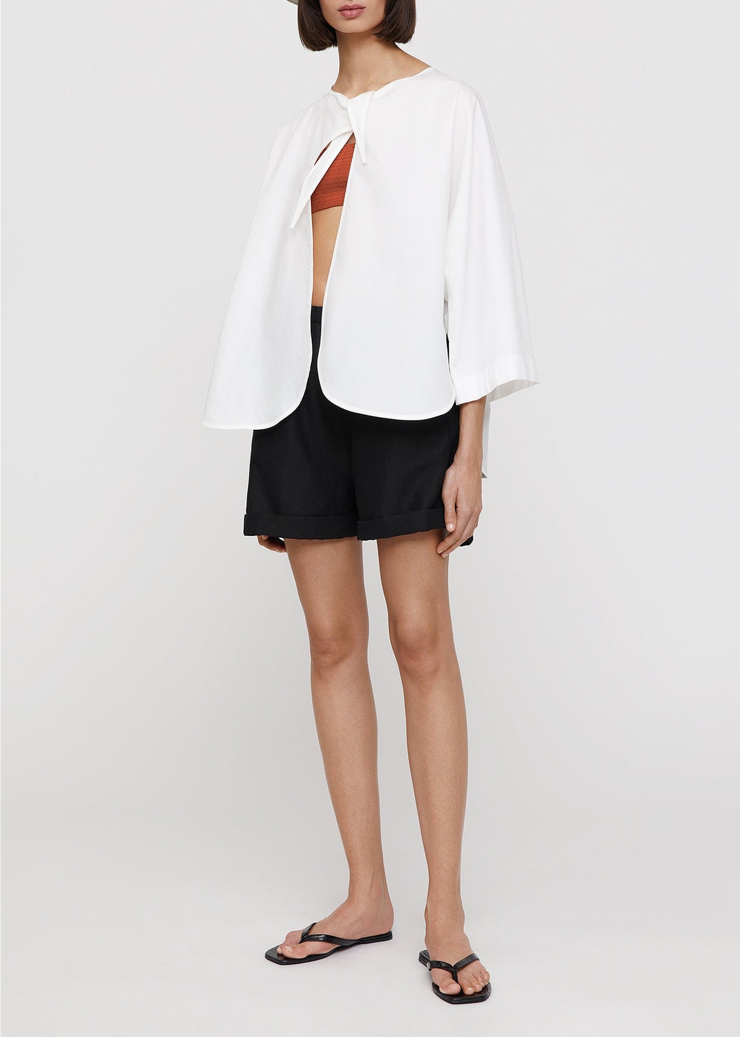 Blouse à encolure nouée - White