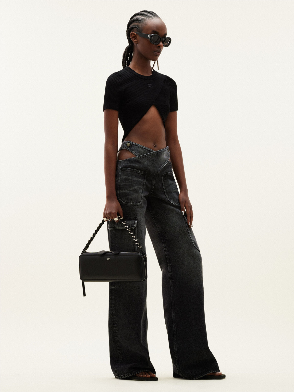 PRIX MARQUE : 120 / PANTALON PANTALON BAGGY CRISS CROSS