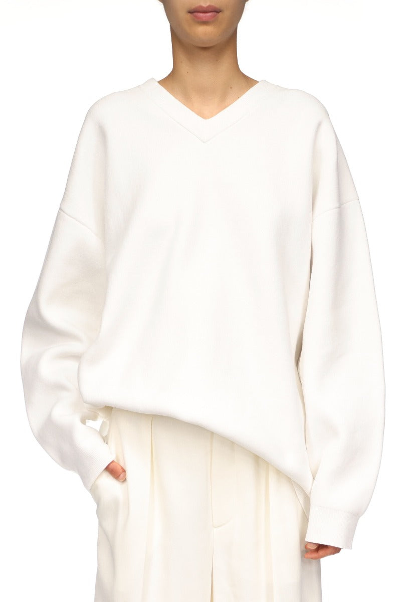 Relaxed Fit V-Neck Jumper - White
