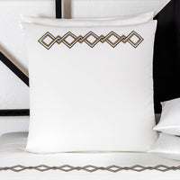 TWIST EMBROIDERY / TAIE D'OREILLER