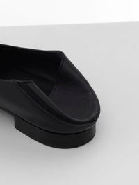 Black FLATS - Black