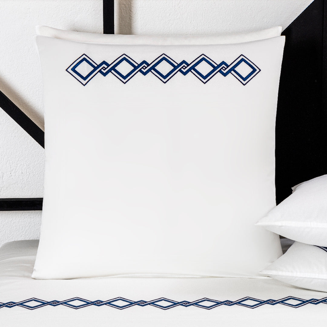 TWIST EMBROIDERY