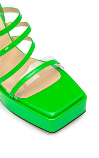 Olivia 140 platform sandals in patent leather - Fluo Green