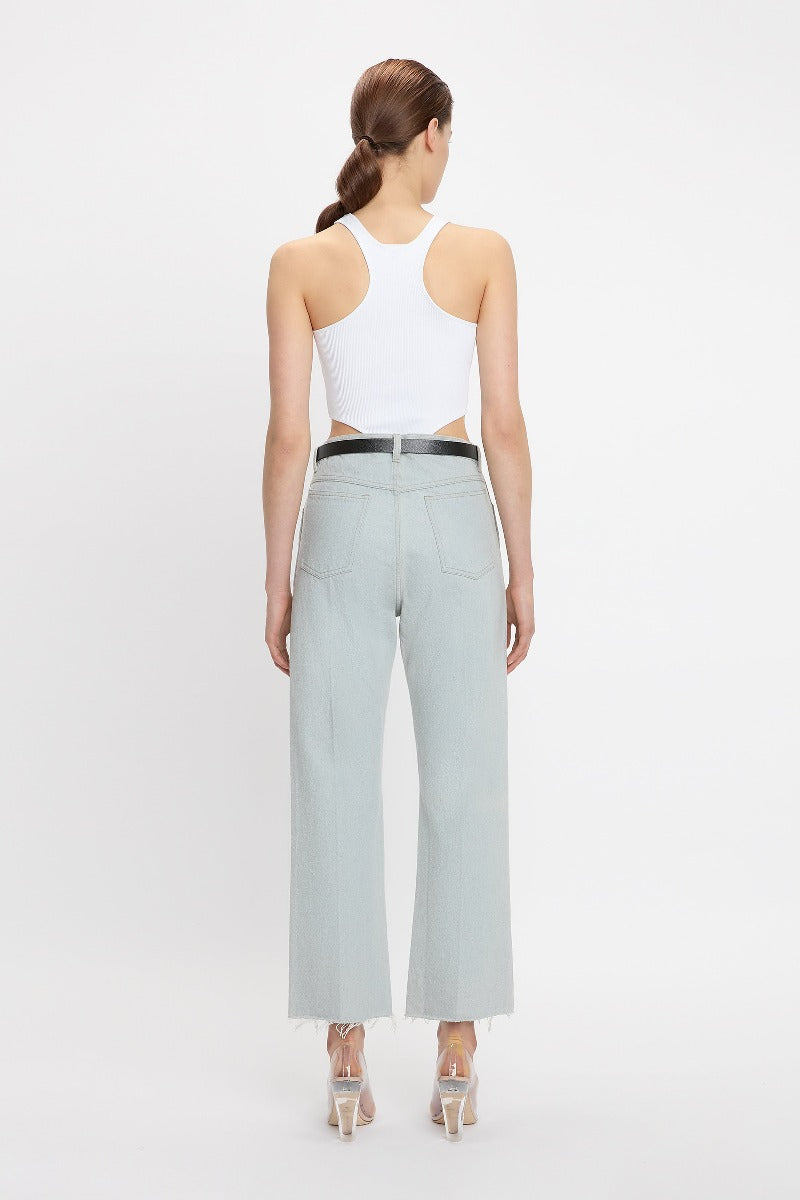 Relaxed Curved Leg Jean - Light Azul
