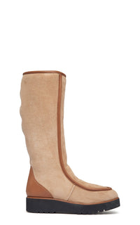 Tayna Boot en camel shearling