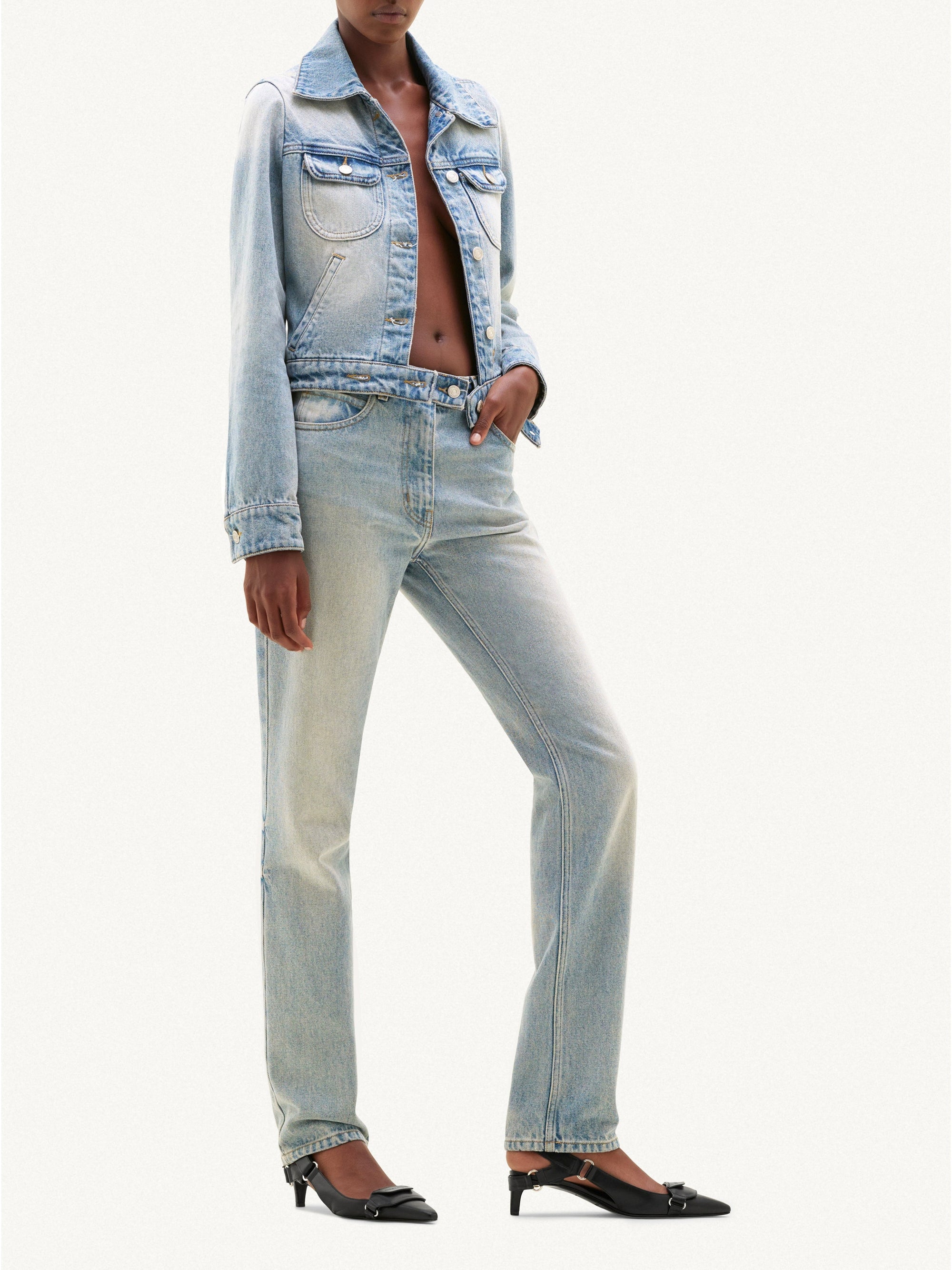 DIRTY BLUE DENIM TRUCKER