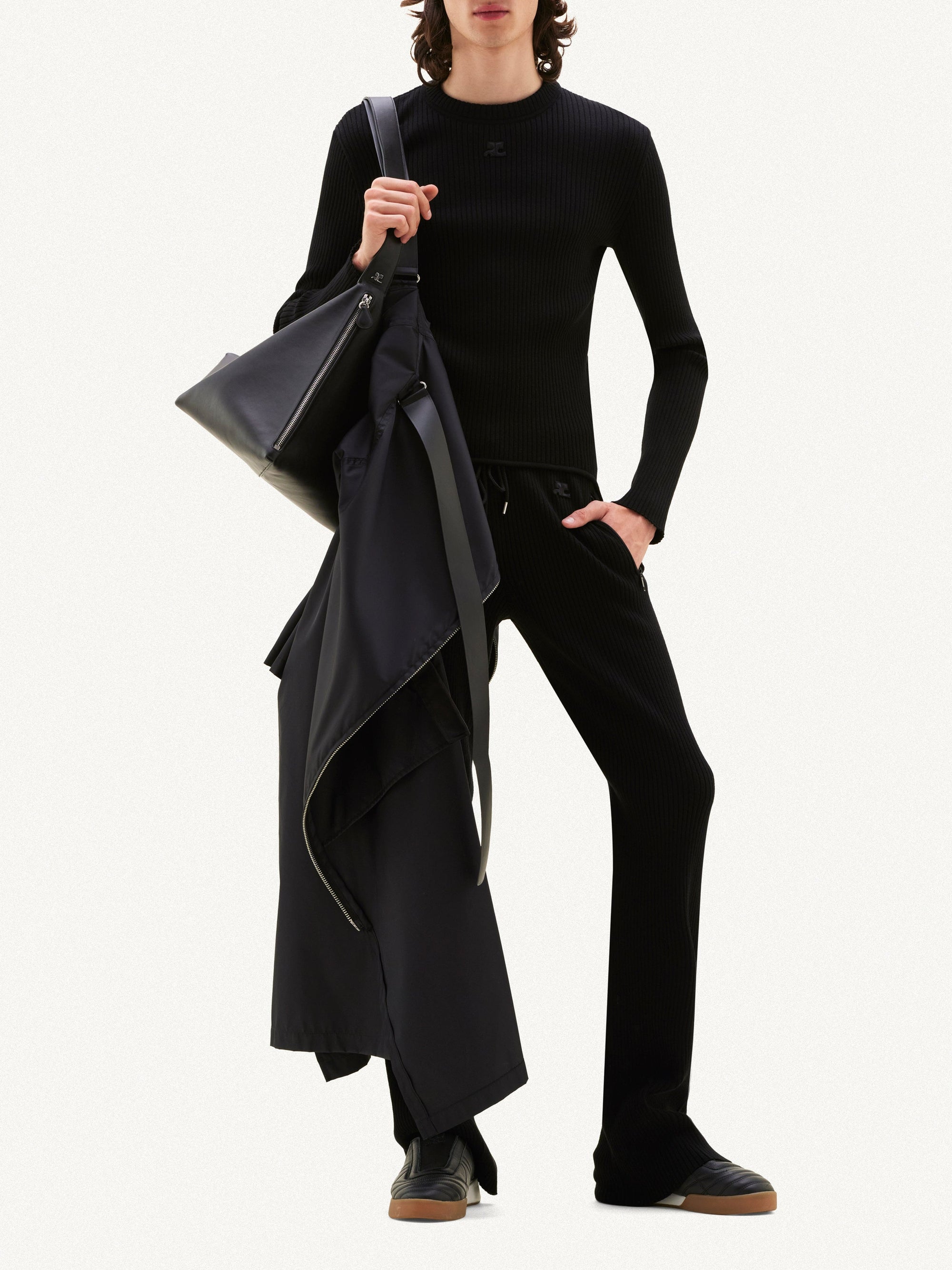 15pcs RELIQUAT 120€ / Pantalon iconique en maille côtelé - Black