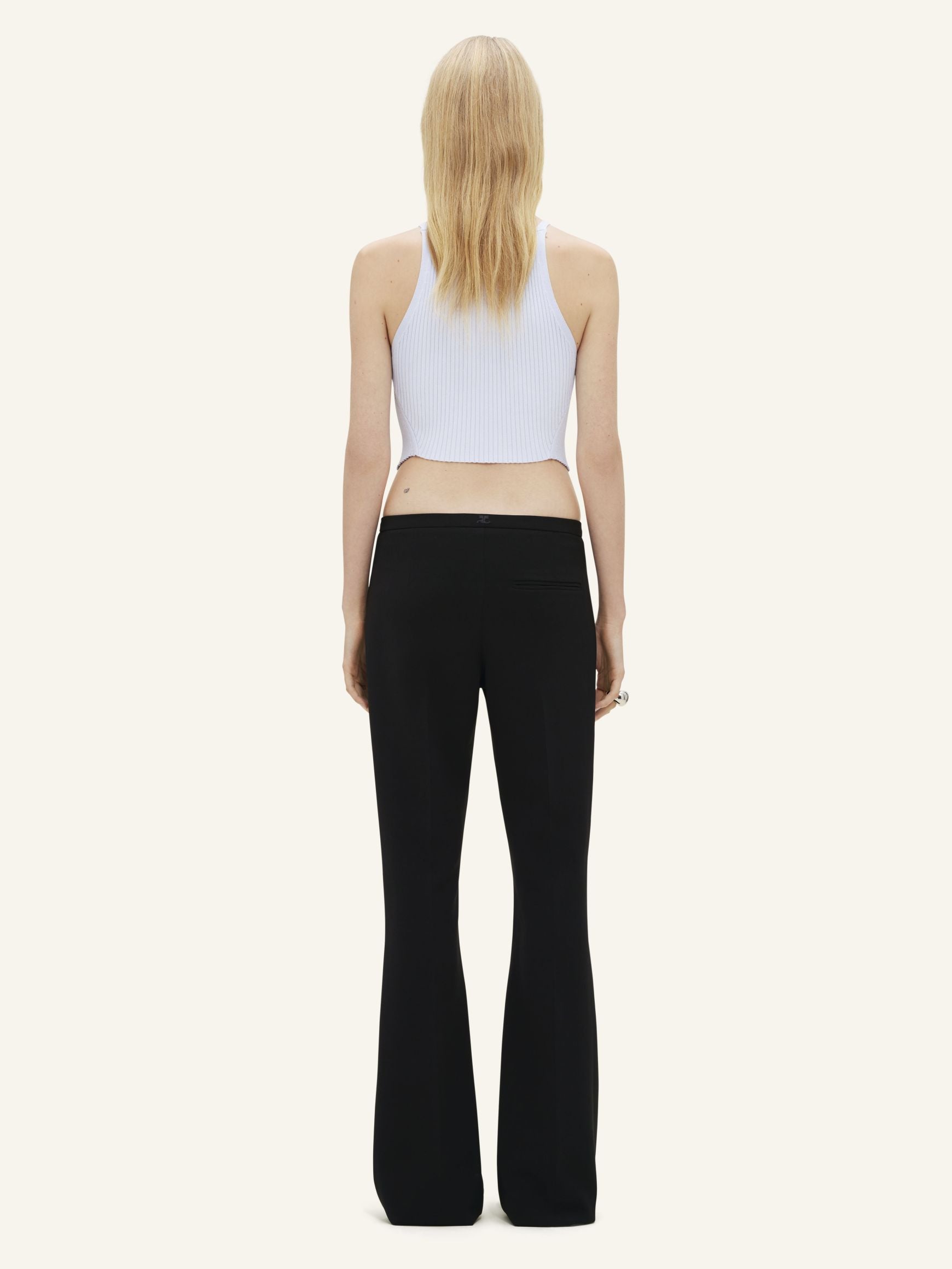 376pcs RELIQUAT 95€ / Top pointe en maille côtelé - Ether
